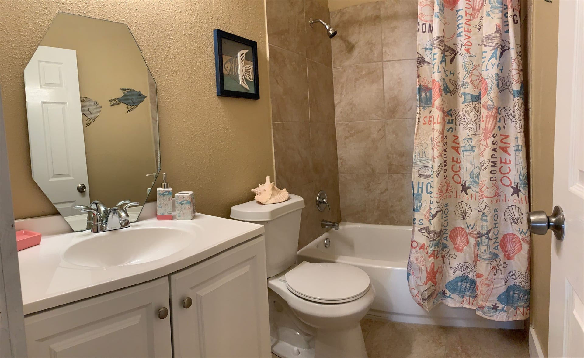 3005 Avenue L, Galveston, TX 77550 3005 Avenue L, Galveston, TX 77550