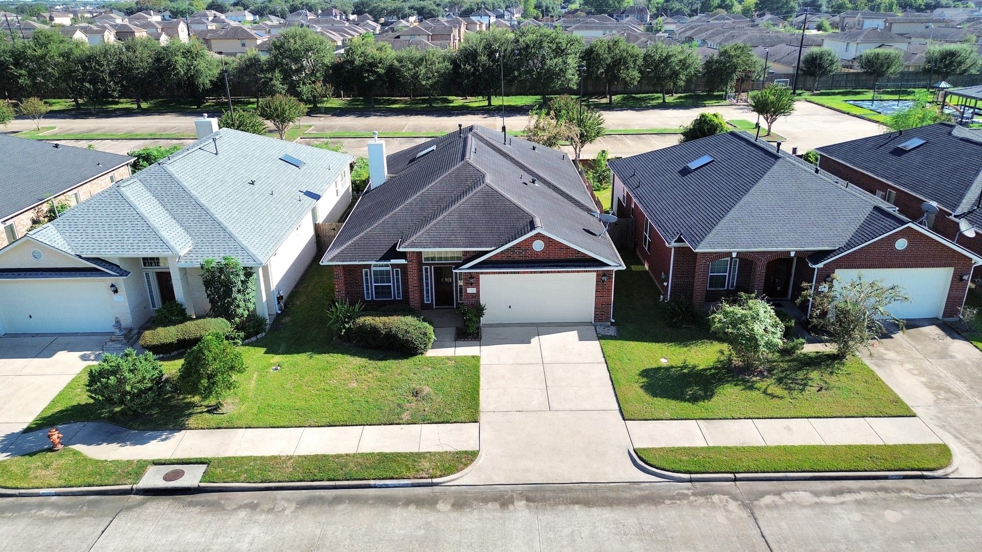 2139 Kottayam Drive, Missouri City, TX 77489 2139 Kottayam Drive, Missouri City, TX 77489