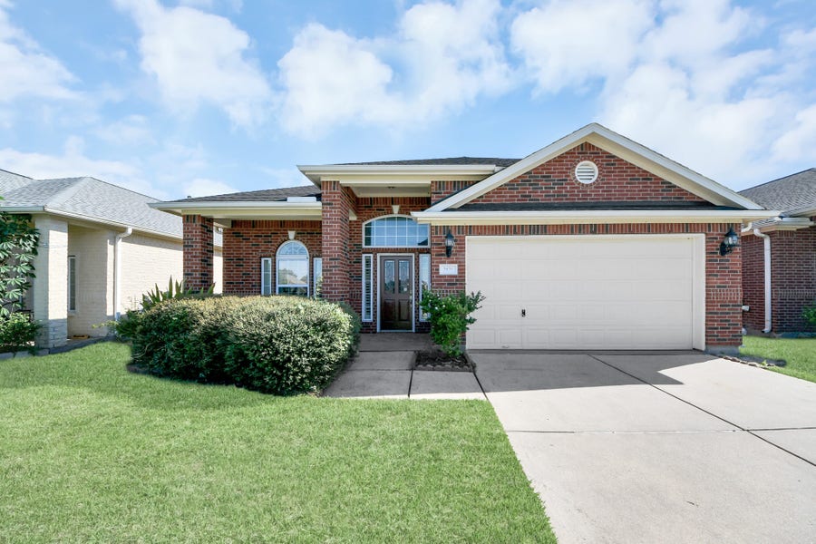 Property photo for 2139 Kottayam Drive, Missouri City, TX