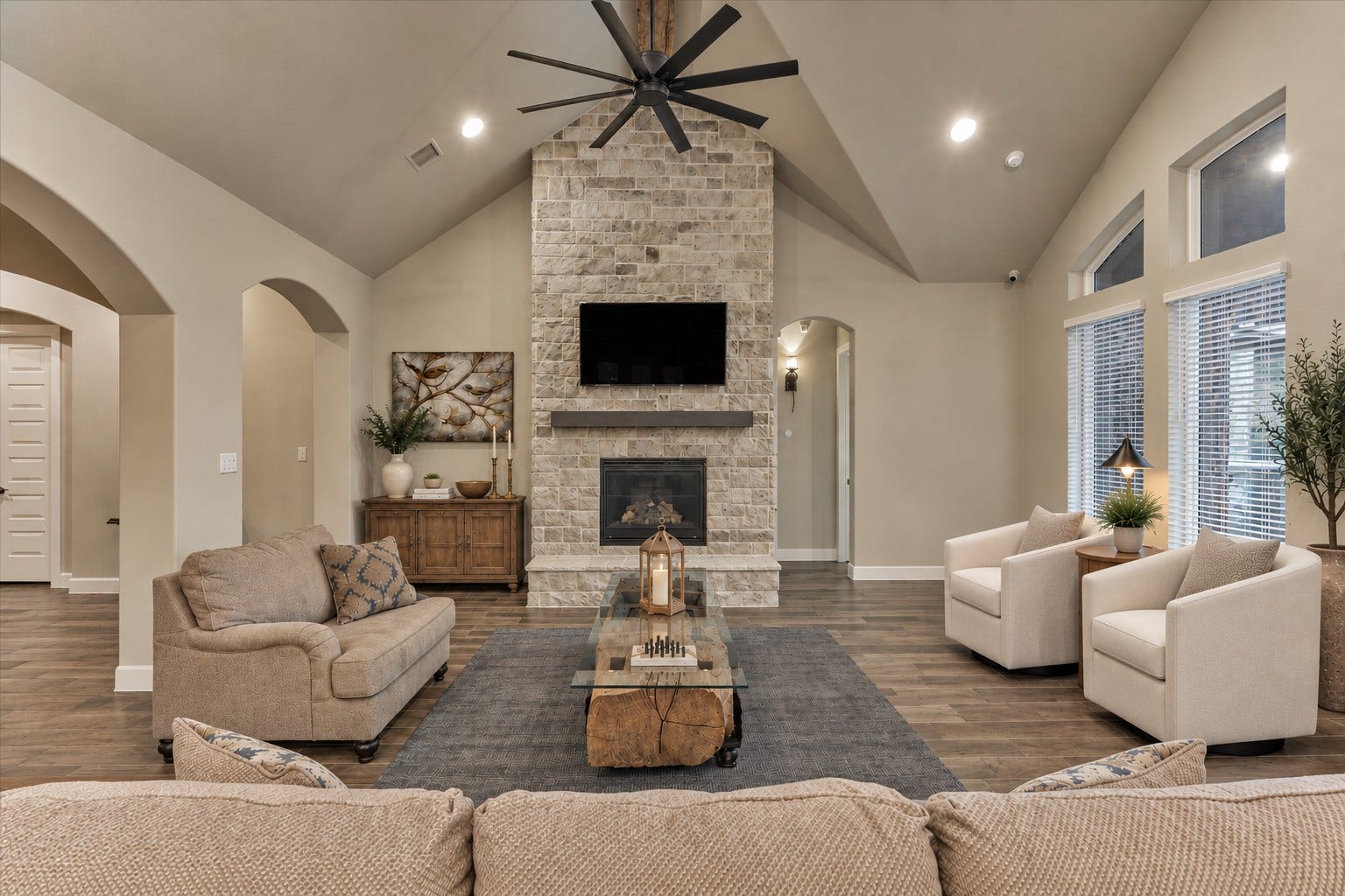 305 Pewter Sky Drive, Montgomery, TX 77316 305 Pewter Sky Drive, Montgomery, TX 77316