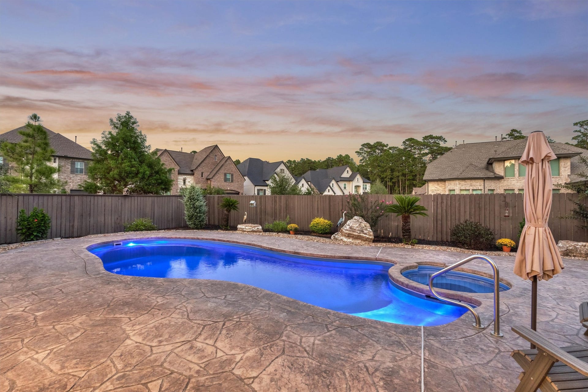 305 Pewter Sky Drive, Montgomery, TX 77316 305 Pewter Sky Drive, Montgomery, TX 77316