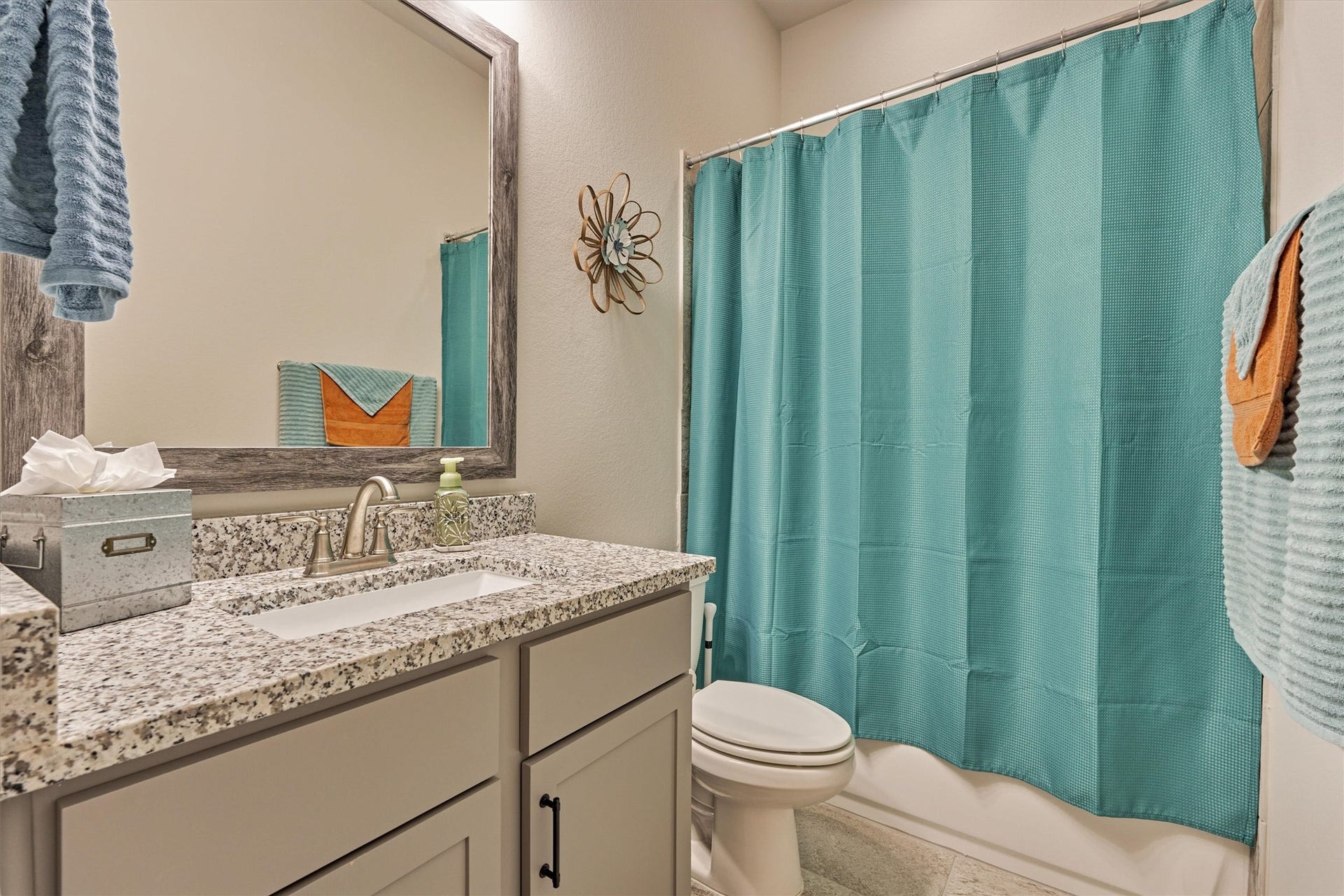 305 Pewter Sky Drive, Montgomery, TX 77316 305 Pewter Sky Drive, Montgomery, TX 77316