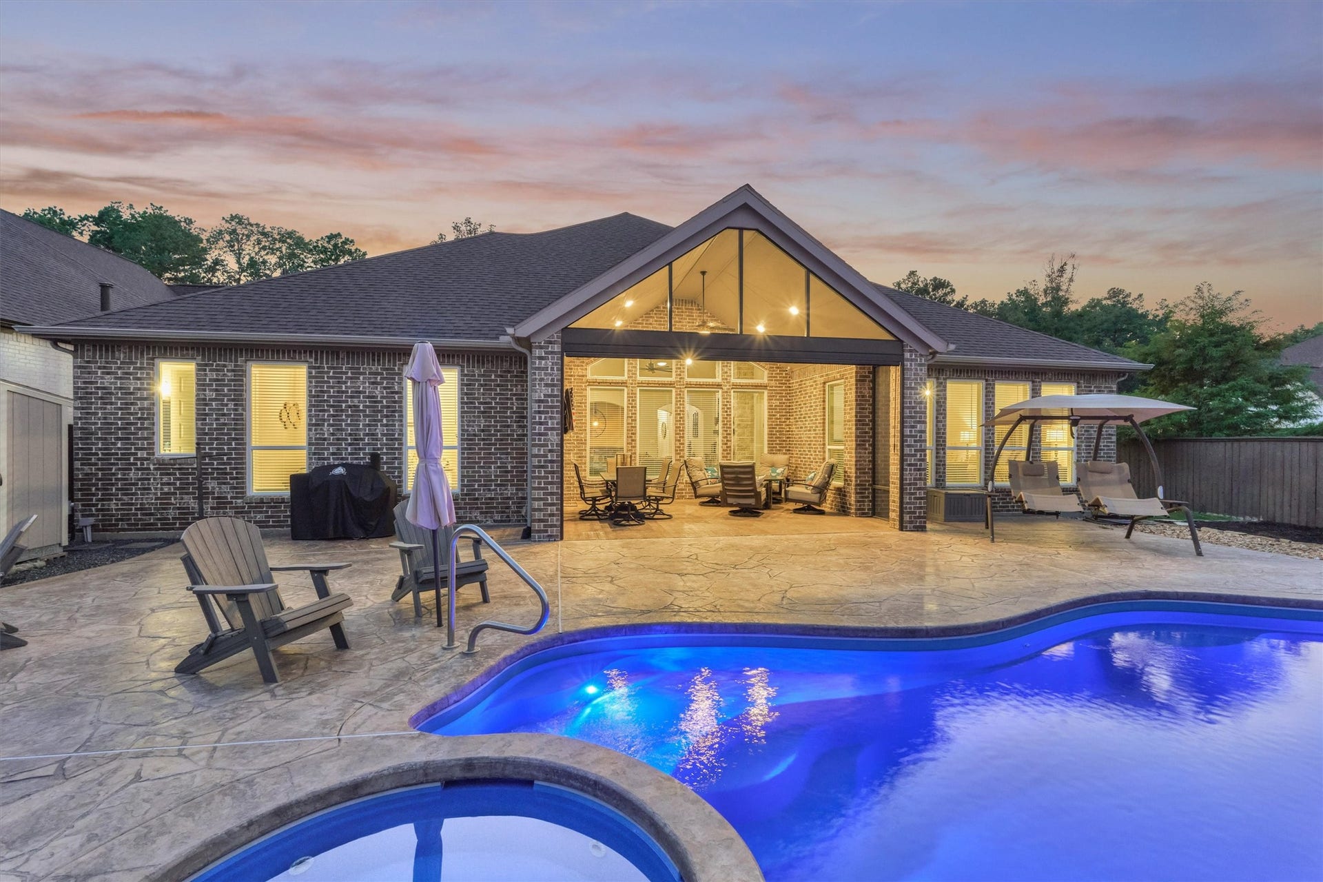 305 Pewter Sky Drive, Montgomery, TX 77316 305 Pewter Sky Drive, Montgomery, TX 77316