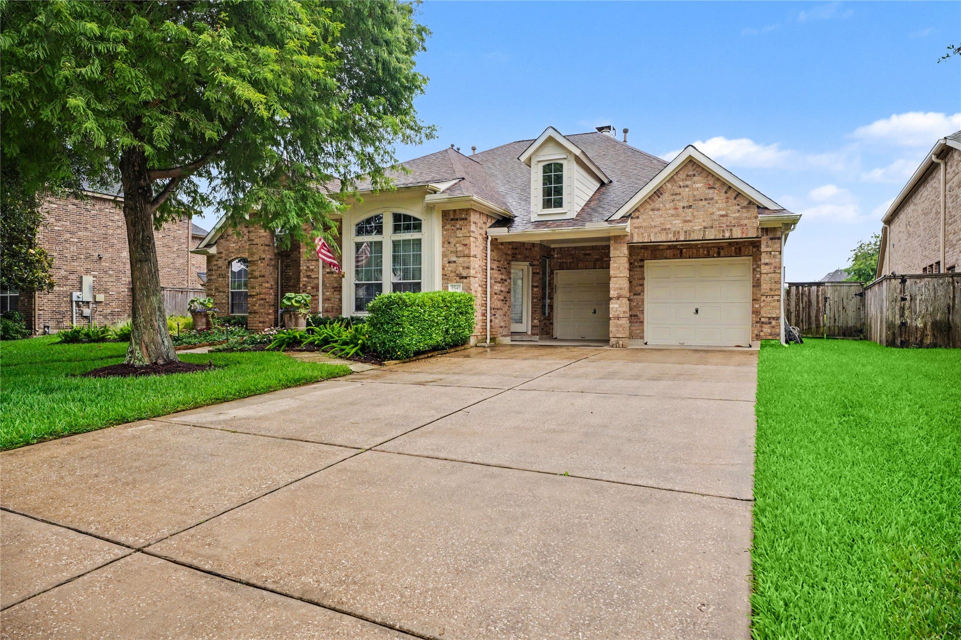 1541 Moncrey Avenue, League City, TX 77573 1541 Moncrey Avenue, League City, TX 77573