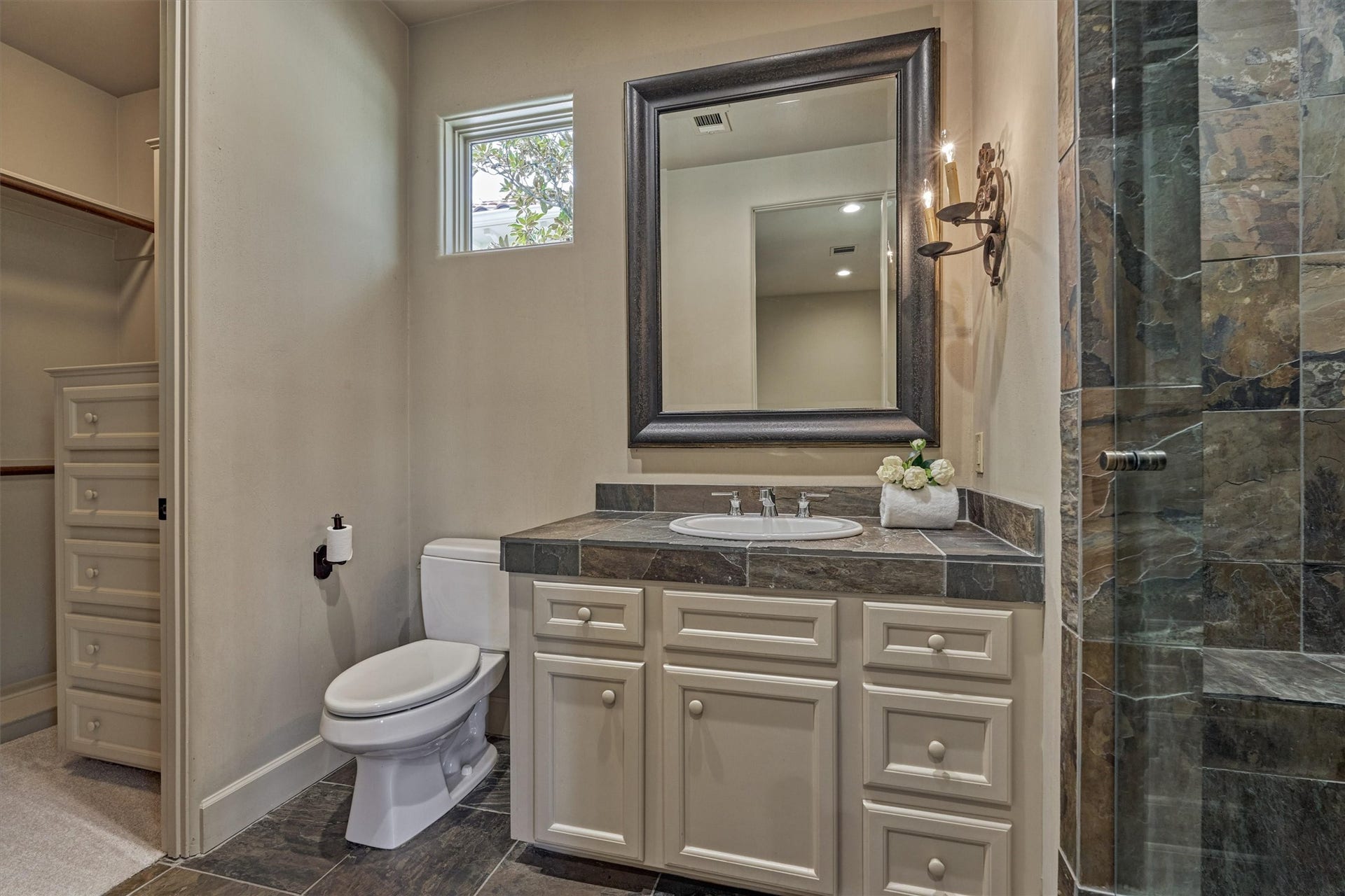 7 Dorset Square, The Woodlands, TX 77381 Bathroom 2 with walk-in shower. 2026 frameless glass door.