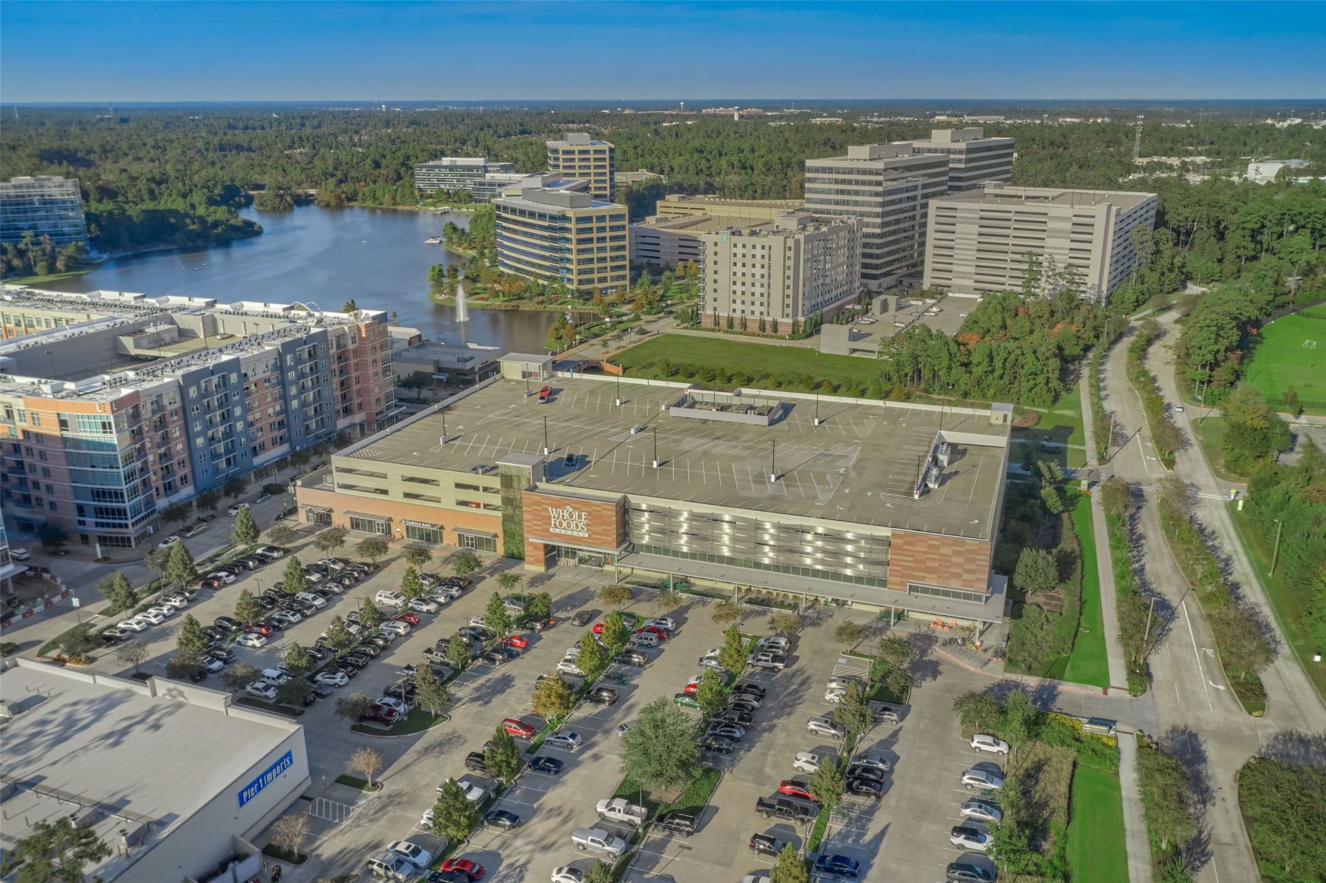 7 Dorset Square, The Woodlands, TX 77381 Enjoy live music, great food, shopping, the arts, boat rentals and even more at Hughes Landing in The Woodlands!