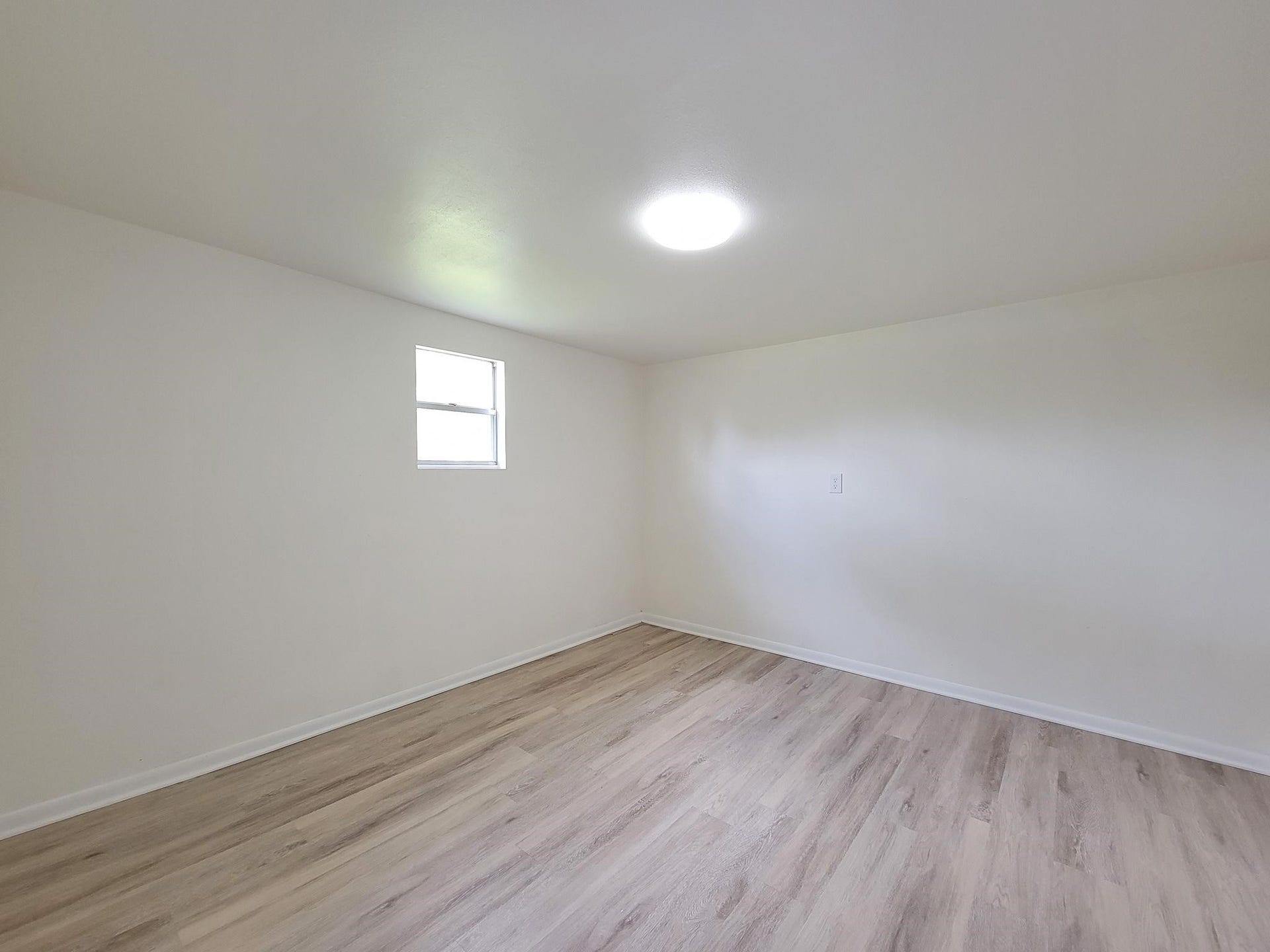 725 Cahill Road, Angleton, TX 77515 725 Cahill Road, Angleton, TX 77515
