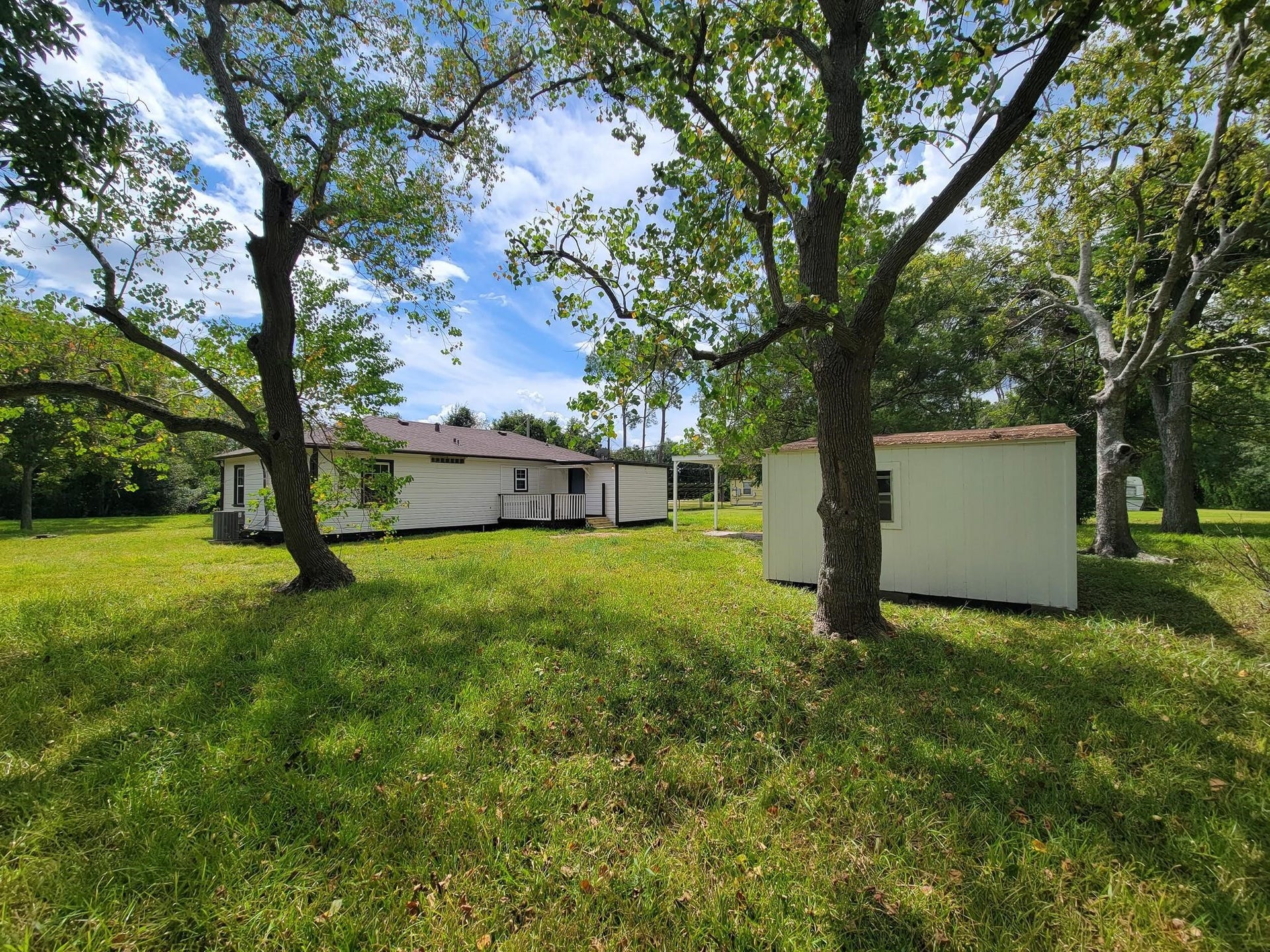 725 Cahill Road, Angleton, TX 77515 725 Cahill Road, Angleton, TX 77515