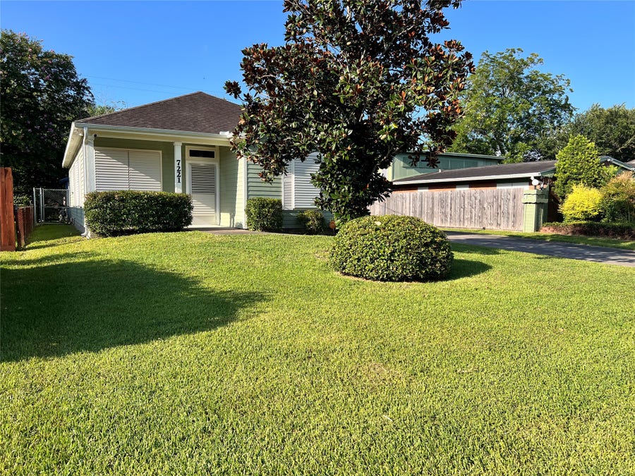 Property photo for 7221 Carver Avenue, Texas City, TX