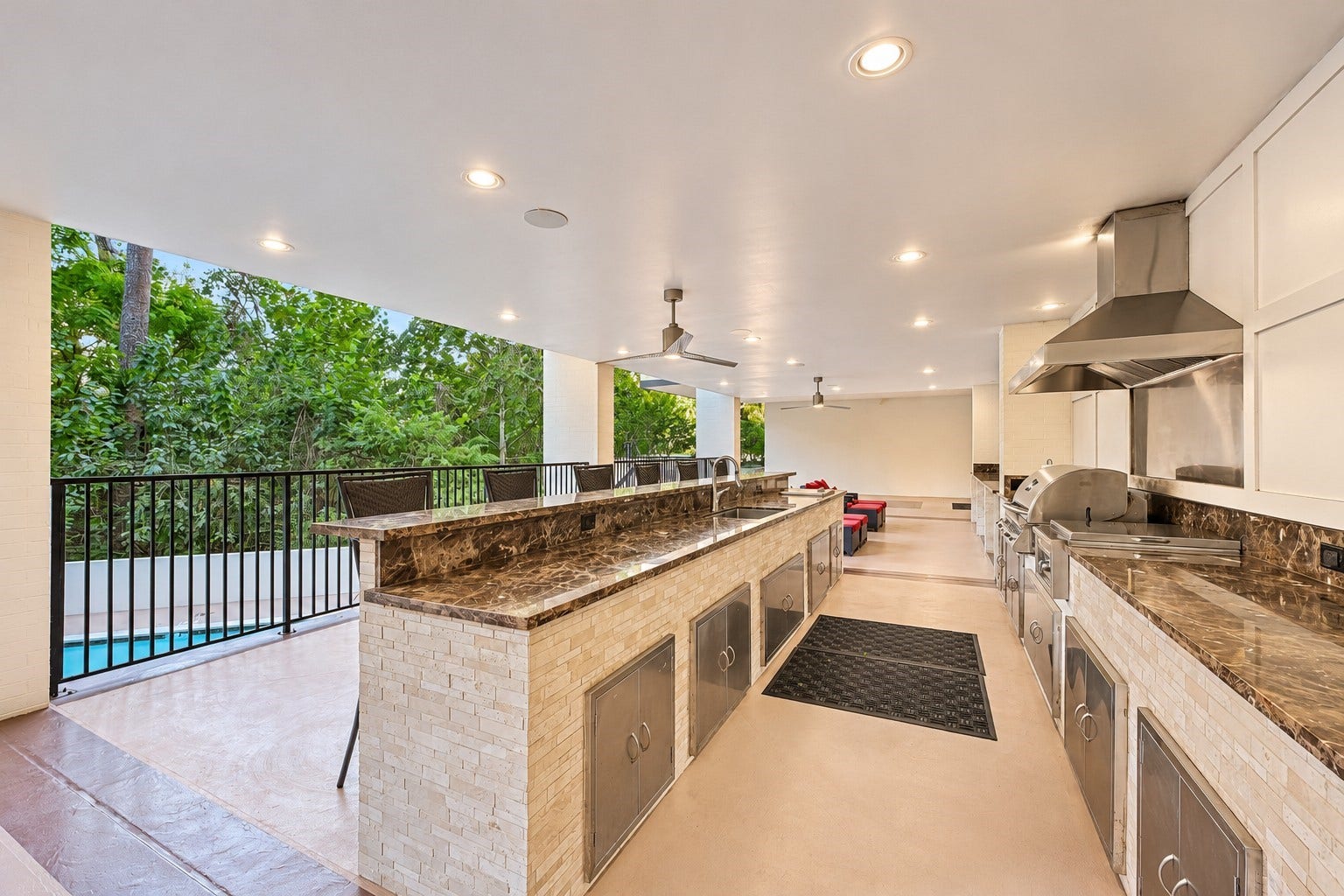 21 Briar Hollow Lane, #305, Houston, TX 77027 21 Briar Hollow Lane, #305, Houston, TX 77027