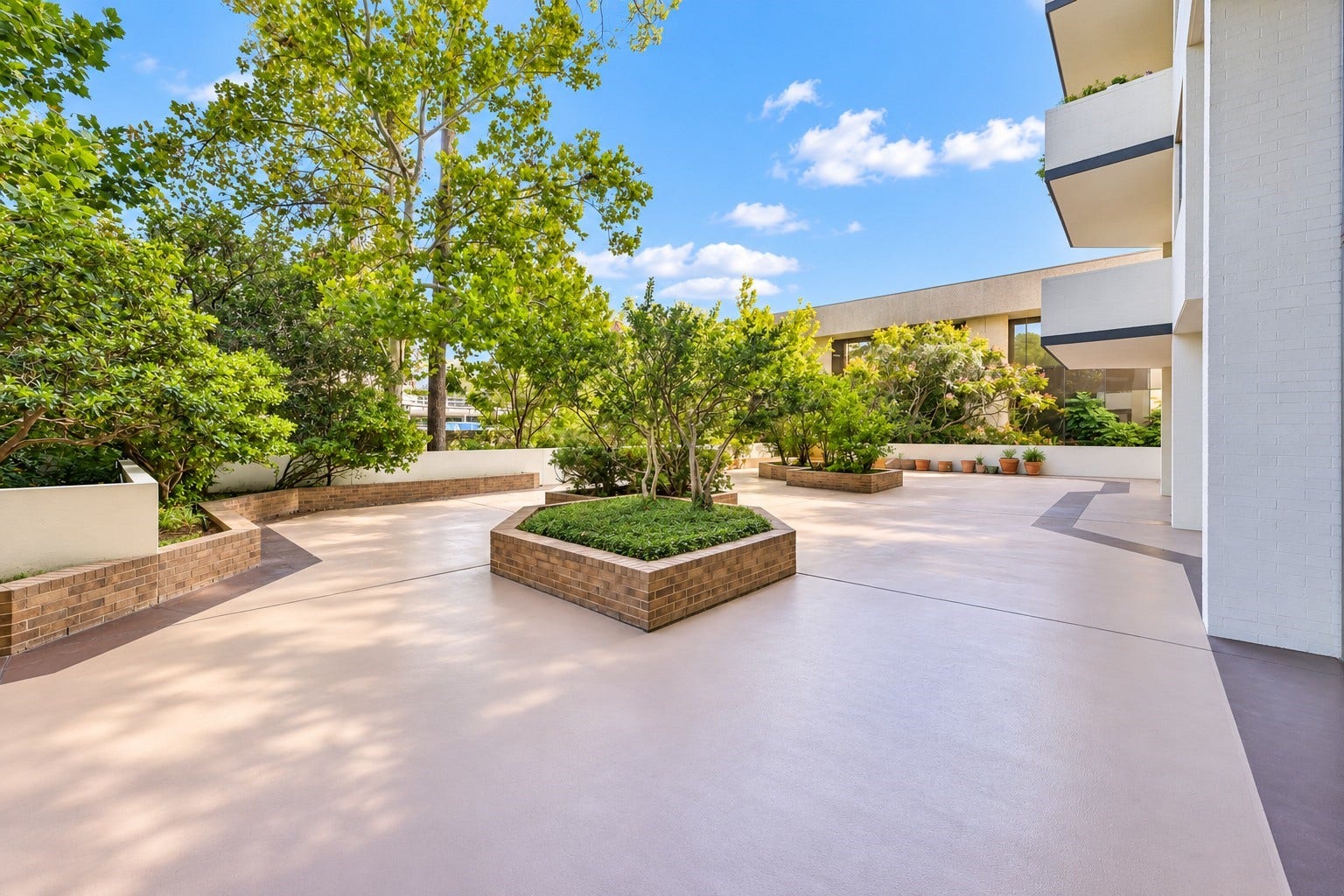 21 Briar Hollow Lane, #305, Houston, TX 77027 21 Briar Hollow Lane, #305, Houston, TX 77027