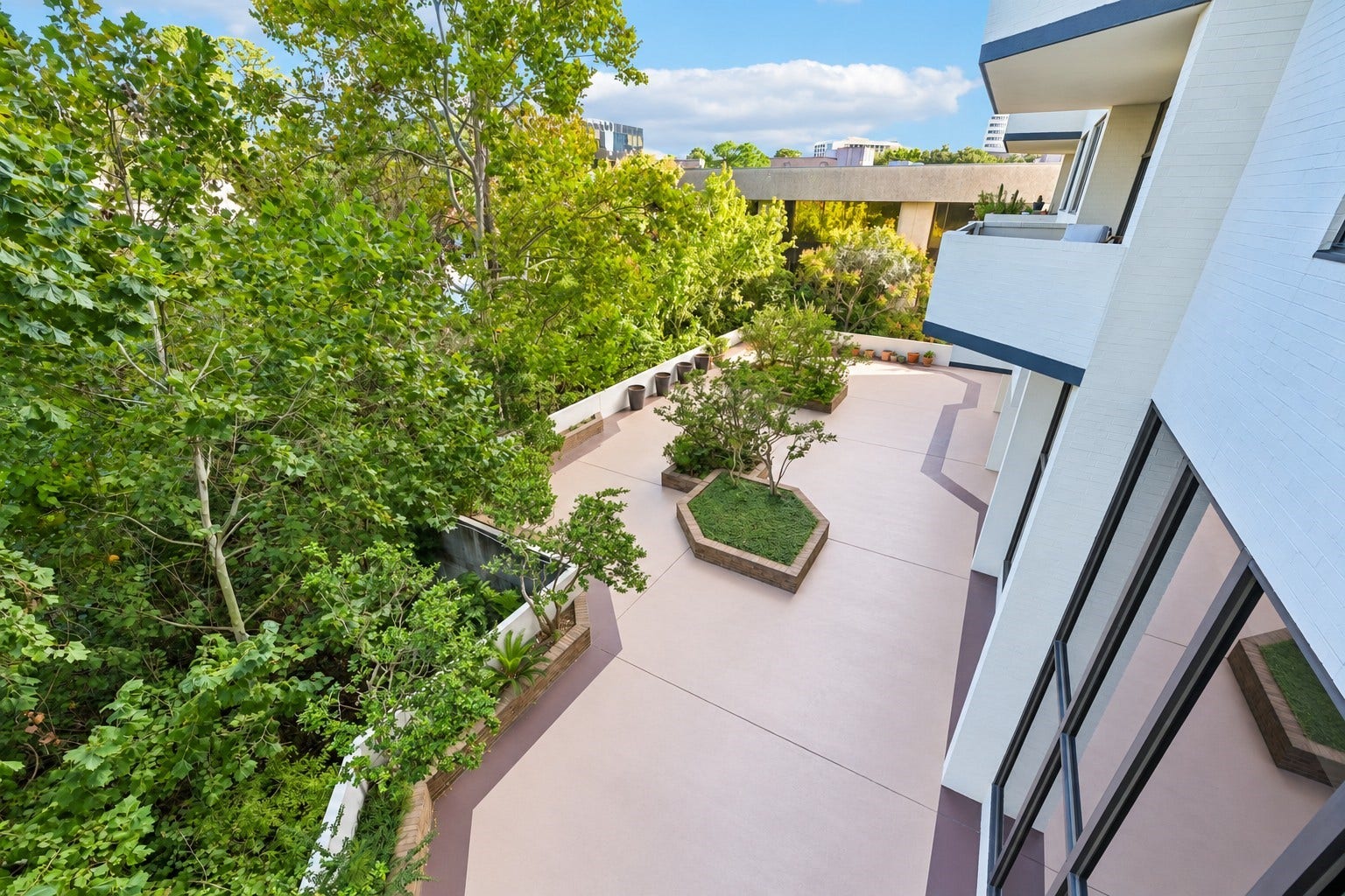 21 Briar Hollow Lane, #305, Houston, TX 77027 21 Briar Hollow Lane, #305, Houston, TX 77027