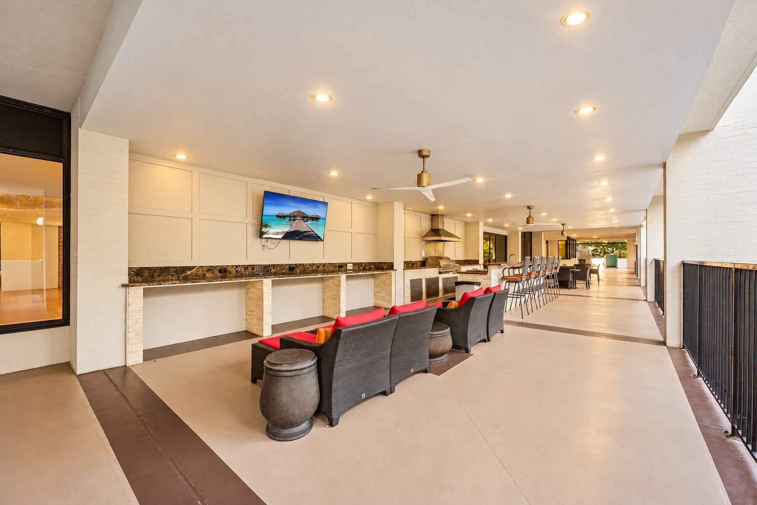 21 Briar Hollow Lane, #305, Houston, TX 77027 21 Briar Hollow Lane, #305, Houston, TX 77027