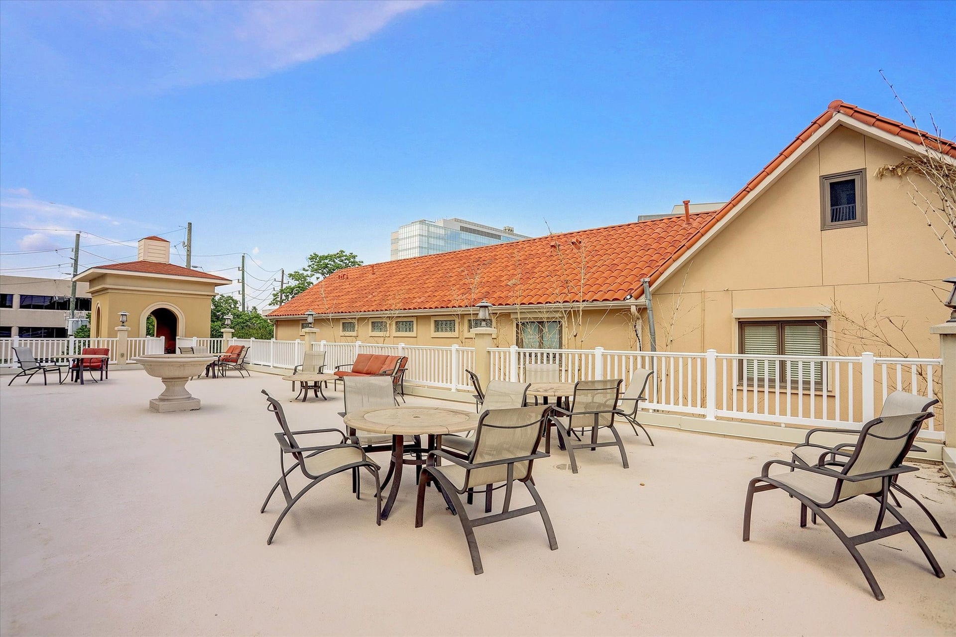 2203 Dorrington Street Street, #205, Houston, TX 77030 Outdoor sitting area accessible with key fob.