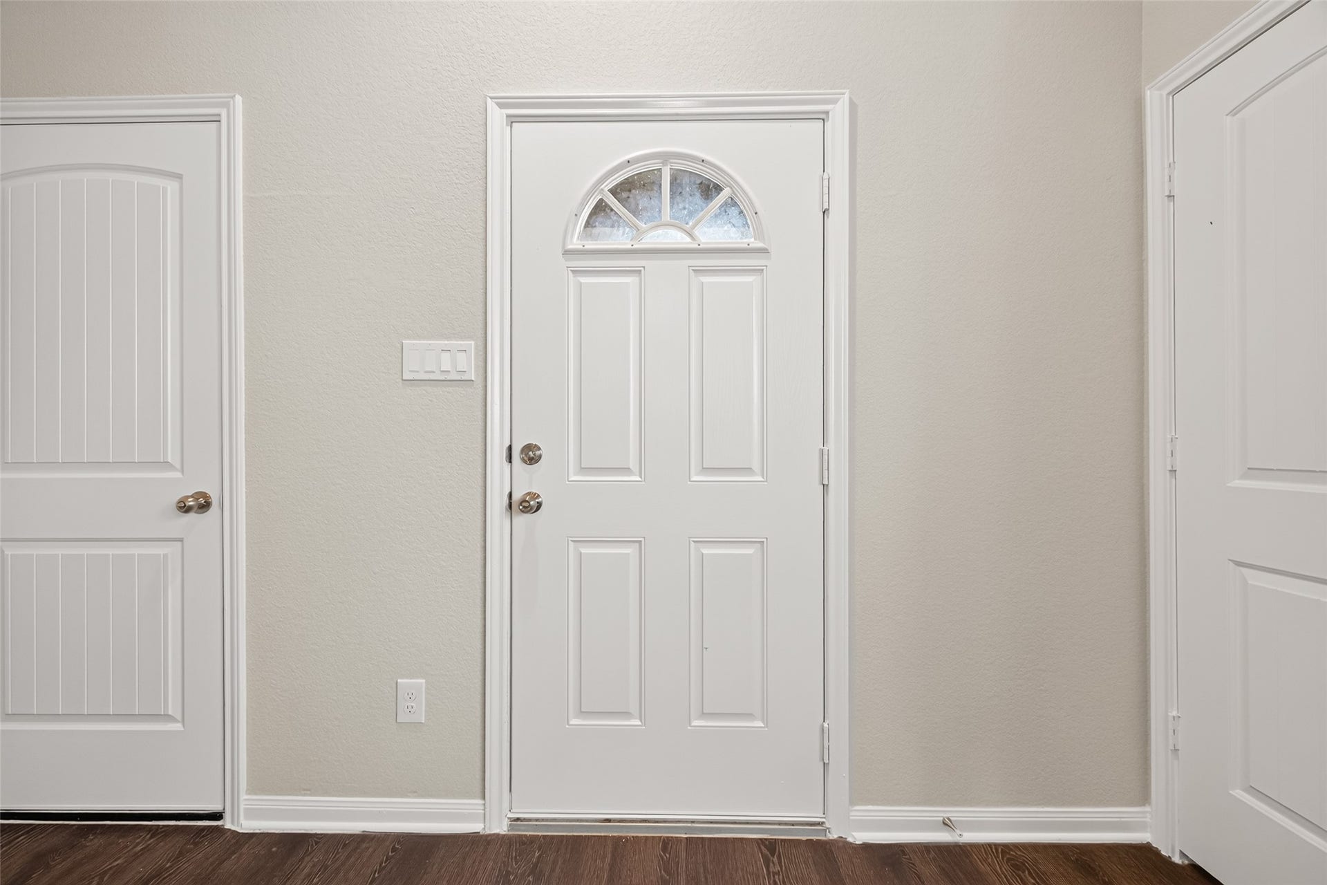 16605 Merry Pines Drive, Conroe, TX 77302 16605 Merry Pines Drive, Conroe, TX 77302