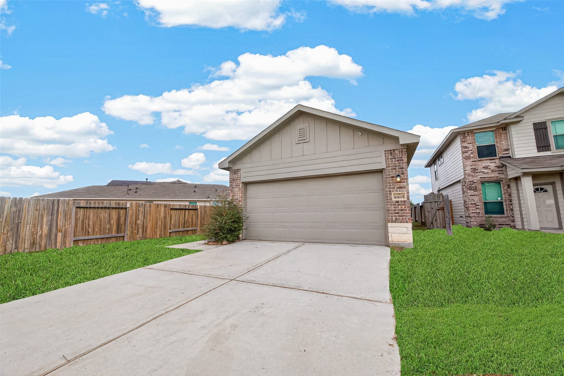 16605 Merry Pines Drive, Conroe, TX 77302 16605 Merry Pines Drive, Conroe, TX 77302