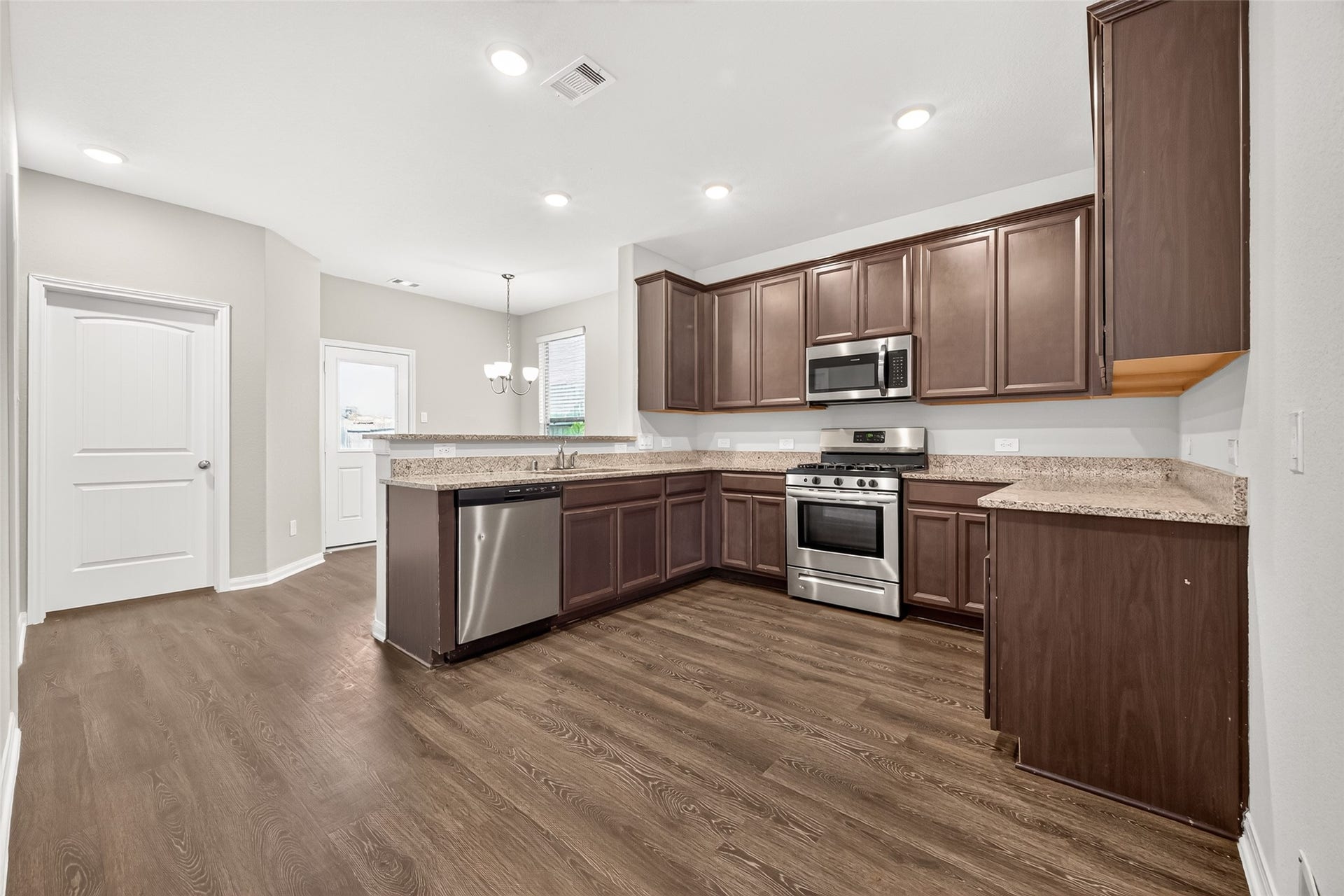 16605 Merry Pines Drive, Conroe, TX 77302 16605 Merry Pines Drive, Conroe, TX 77302