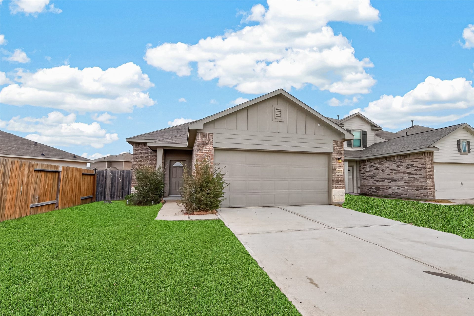 16605 Merry Pines Drive, Conroe, TX 77302 16605 Merry Pines Drive, Conroe, TX 77302