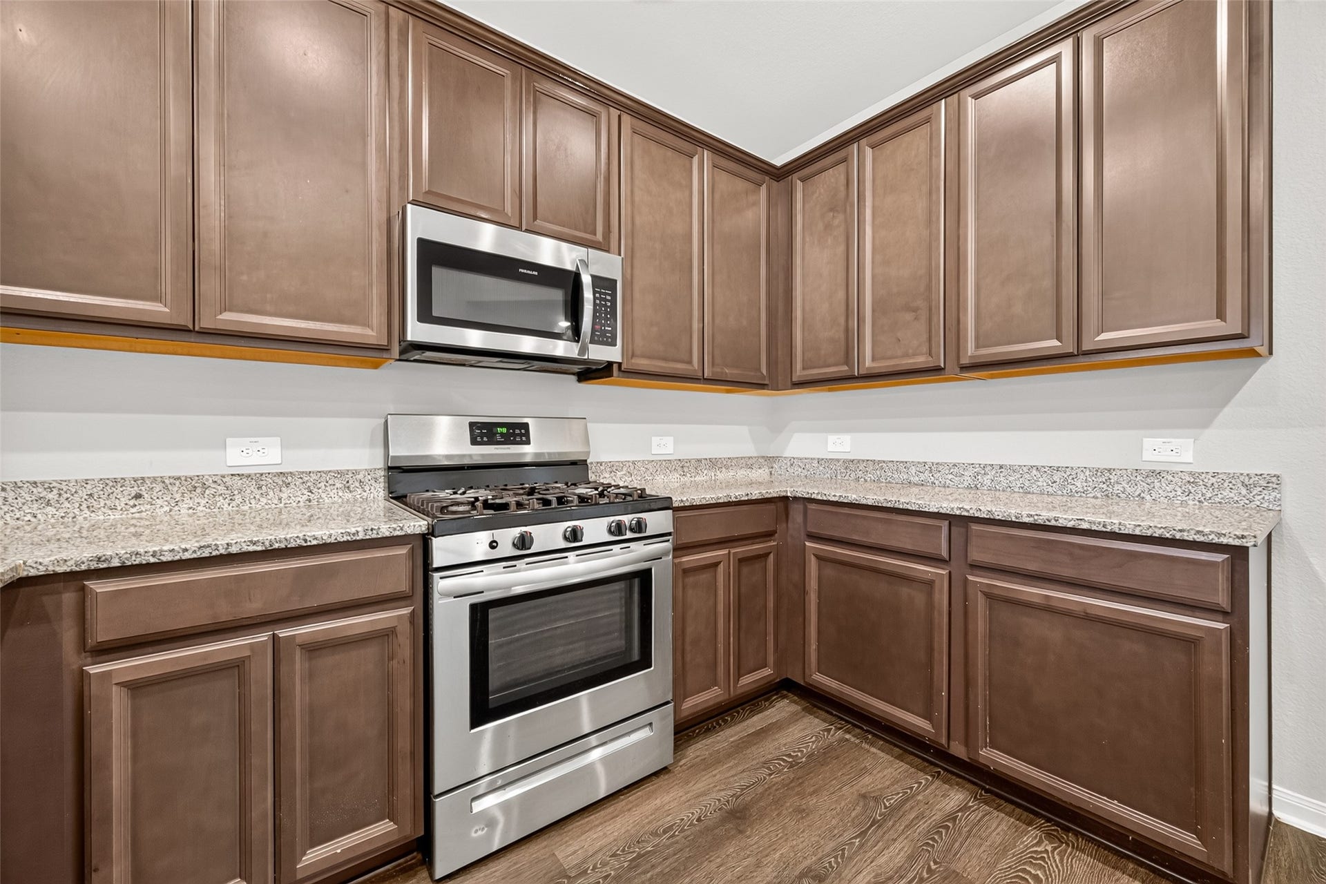 16605 Merry Pines Drive, Conroe, TX 77302 16605 Merry Pines Drive, Conroe, TX 77302