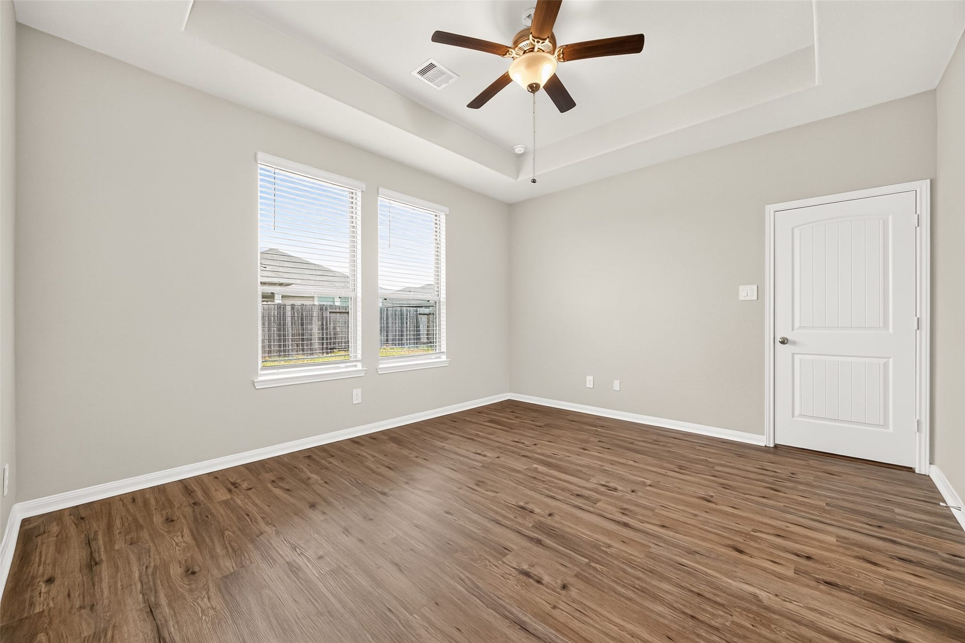 16605 Merry Pines Drive, Conroe, TX 77302 16605 Merry Pines Drive, Conroe, TX 77302