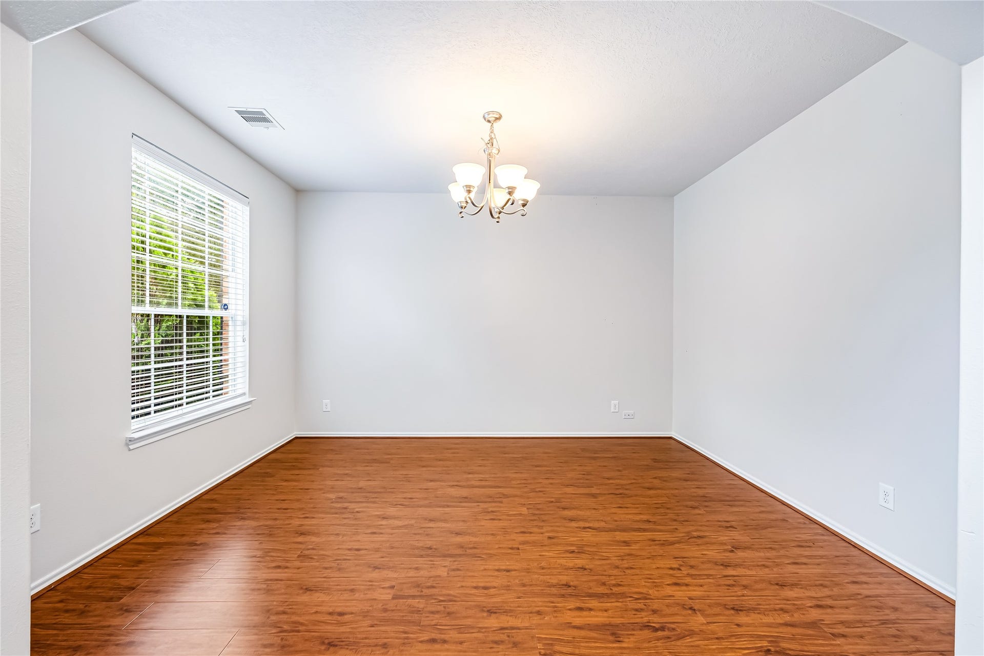 Formal dining