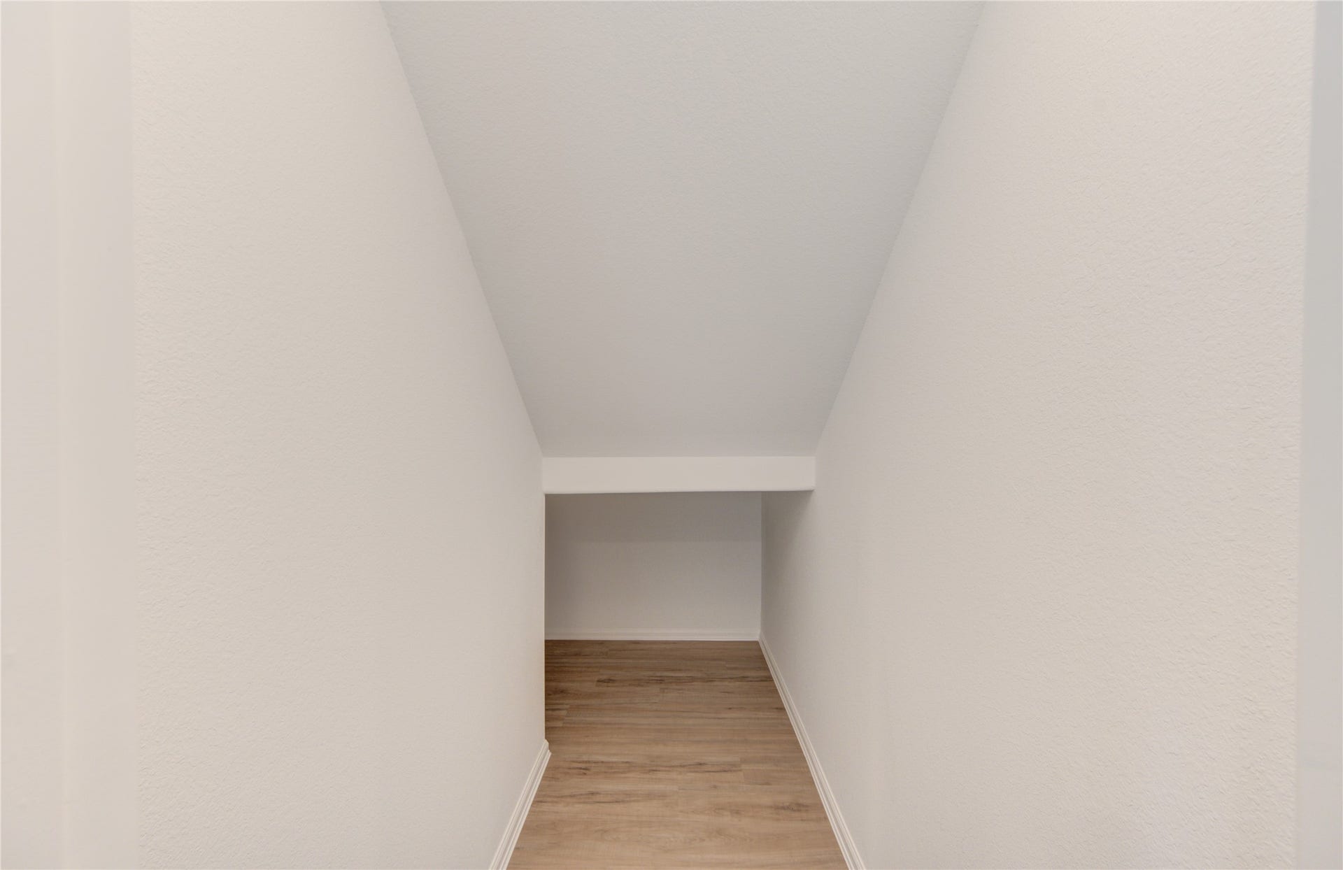 1432 Twilight Green Drive, Katy, TX 77493 Under stairs storage