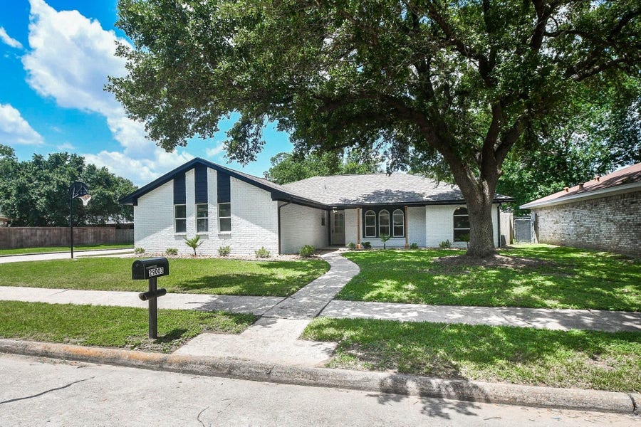 Property photo for 29003 Raestone Street, Spring, TX