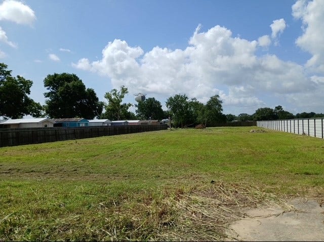 Property photo for 0 Verhalen Road, Alvin, TX