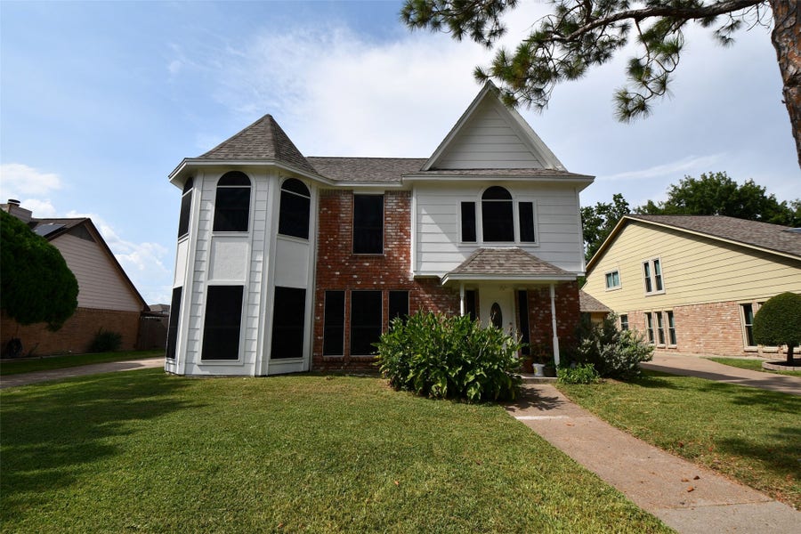 Property photo for 14706 W Bend Drive, Houston, TX