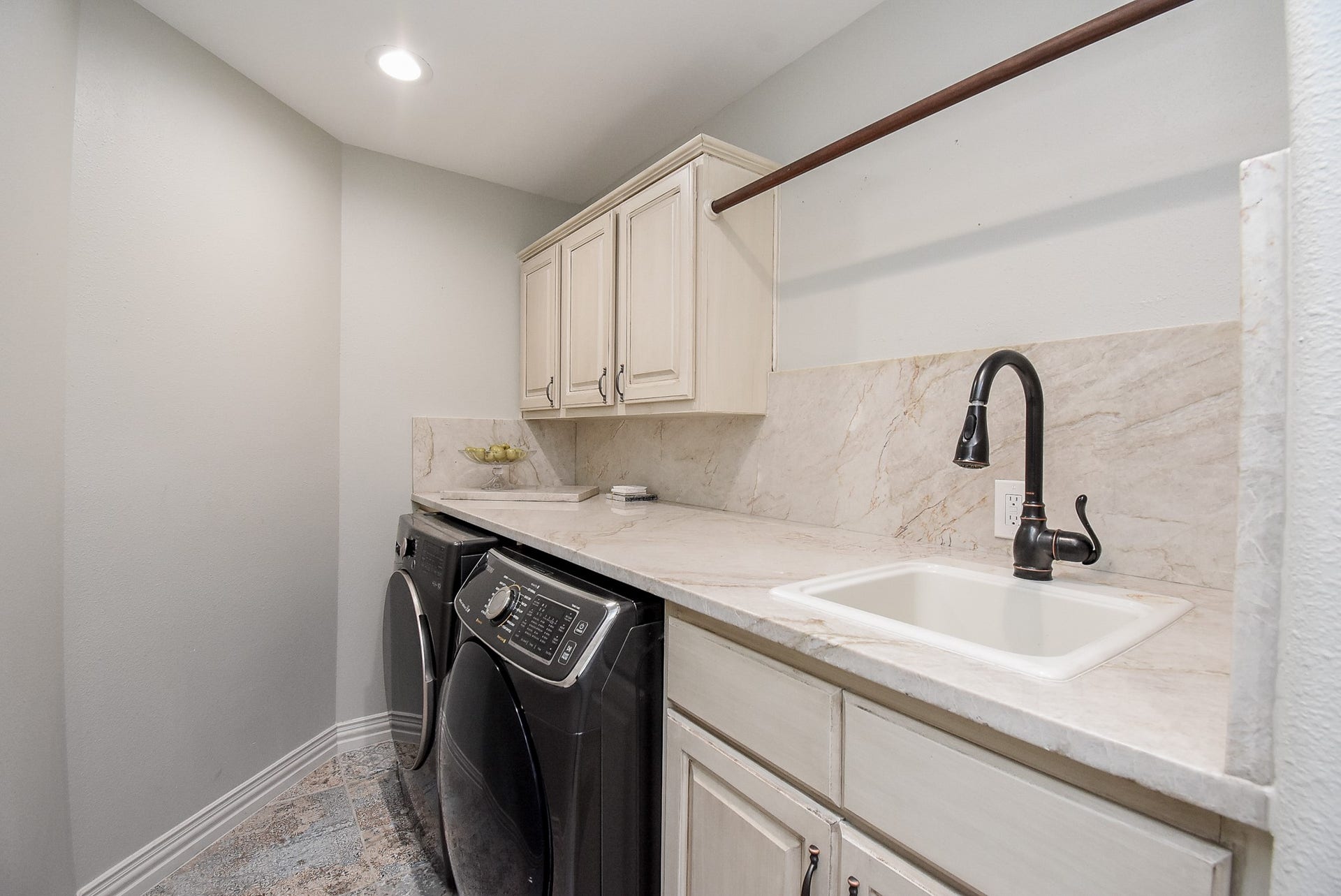 22002 Flannery Court, Katy, TX 77450 22002 Flannery Court, Katy, TX 77450