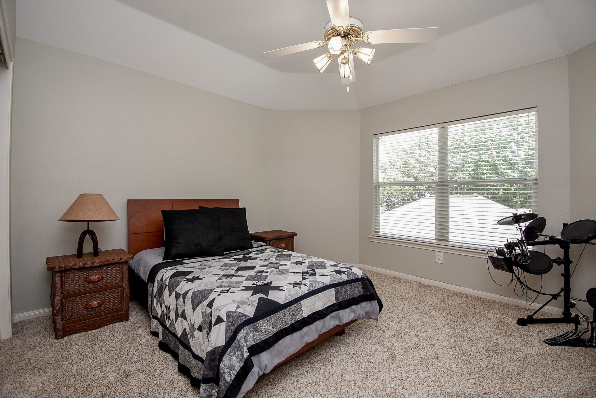 22002 Flannery Court, Katy, TX 77450 22002 Flannery Court, Katy, TX 77450