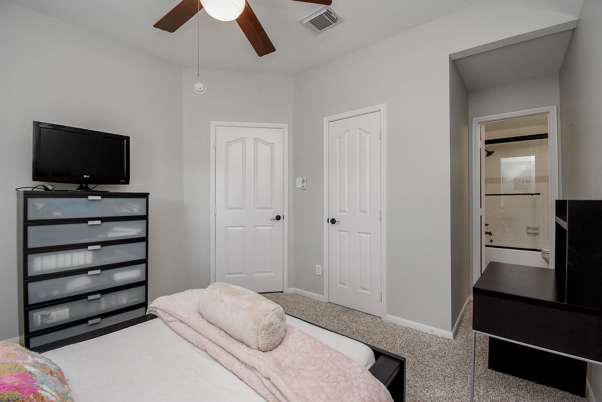 22002 Flannery Court, Katy, TX 77450 22002 Flannery Court, Katy, TX 77450