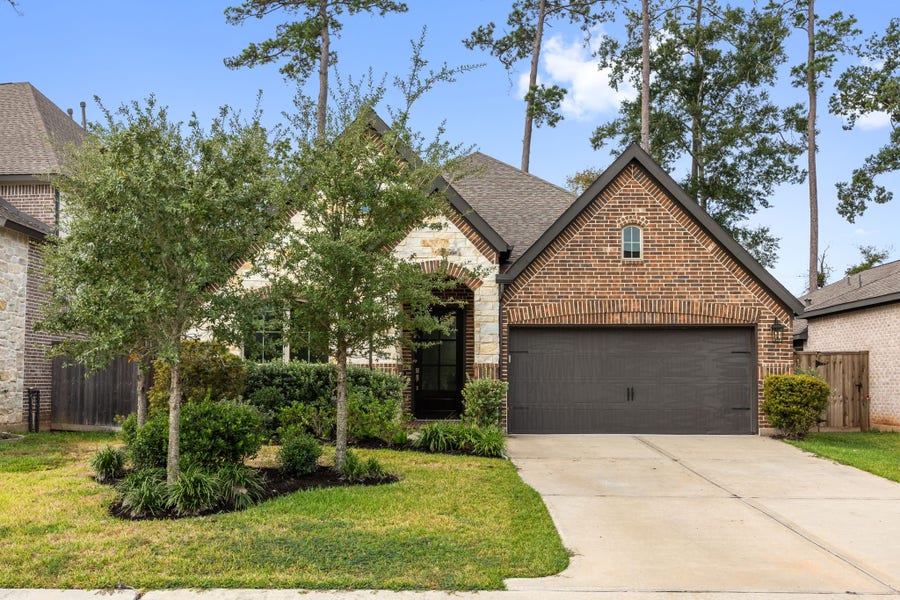Property photo for 726 Fall Rock Branch Drive, Conroe, TX