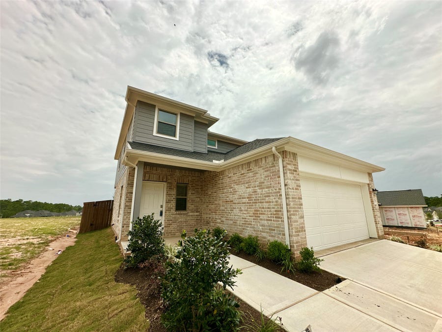 Property photo for 12198 Ridge Top Drive, Conroe, TX
