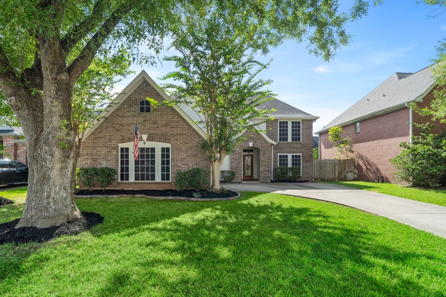 Property photo for 2915 Cane Field Drive, Sugar Land, TX