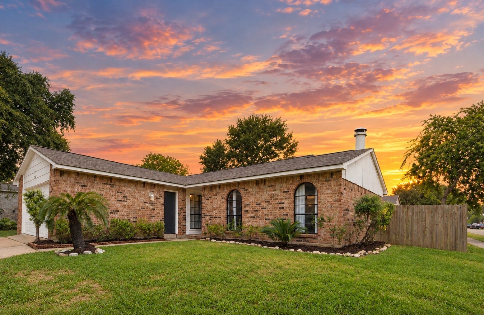 17302 S Yorkglen Drive, Houston, TX 77084 Premium corner lot!