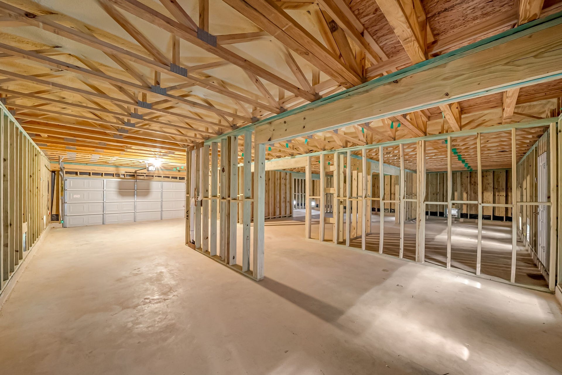 20633 Dynamic Court, Humble, TX 77338 2+ Garage space