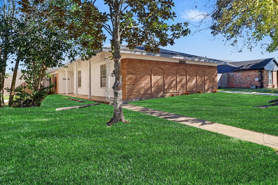 Property photo for 11219 Sagehill Drive, Houston, TX