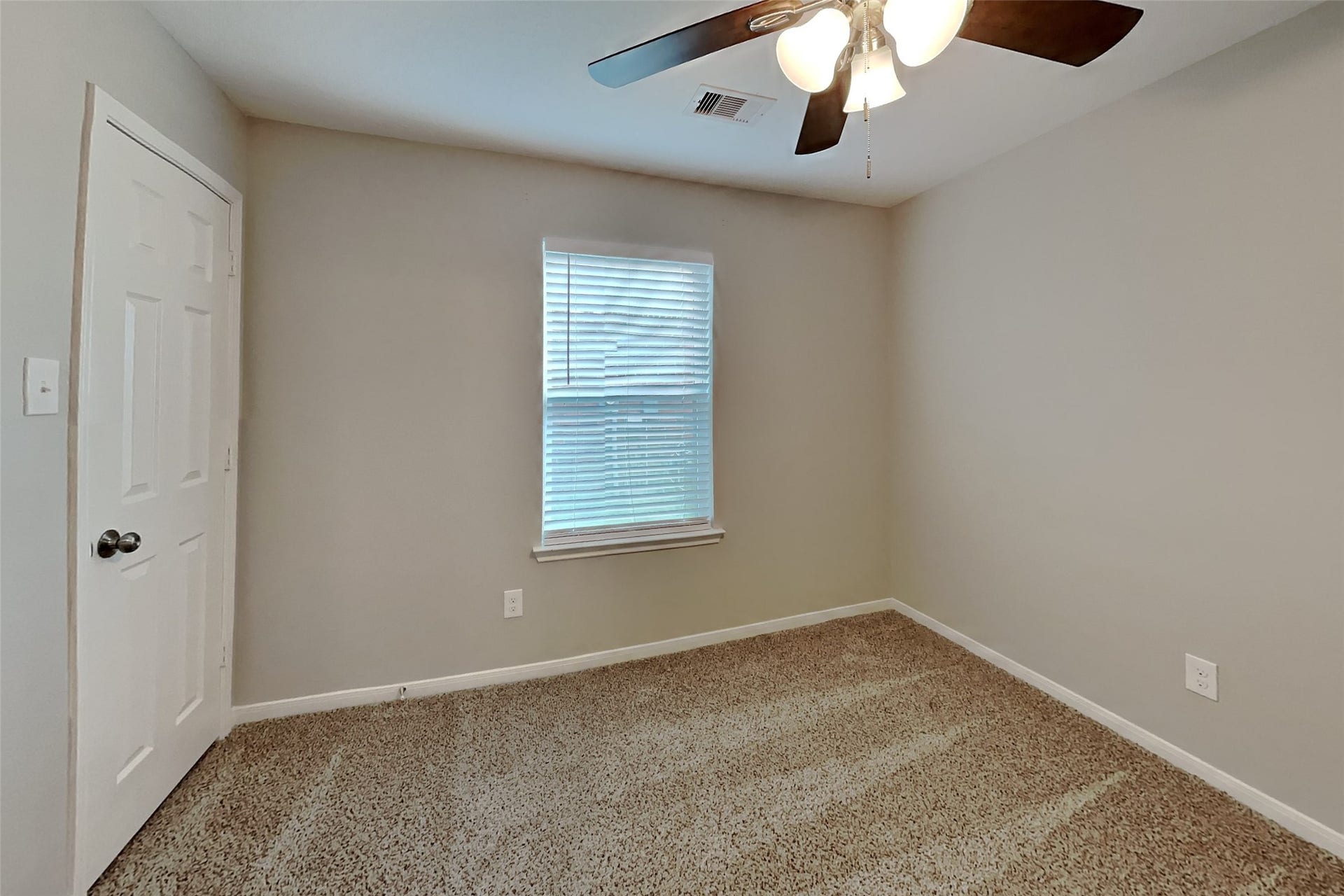 9909 Climbing Tree Street, Conroe, TX 77385 9909 Climbing Tree Street, Conroe, TX 77385