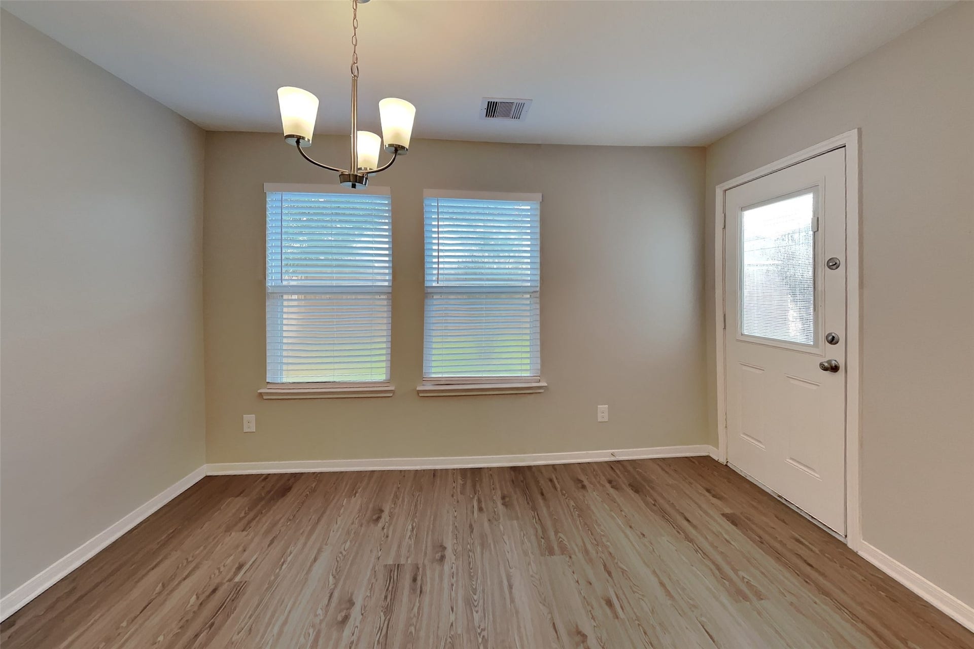 9909 Climbing Tree Street, Conroe, TX 77385 9909 Climbing Tree Street, Conroe, TX 77385