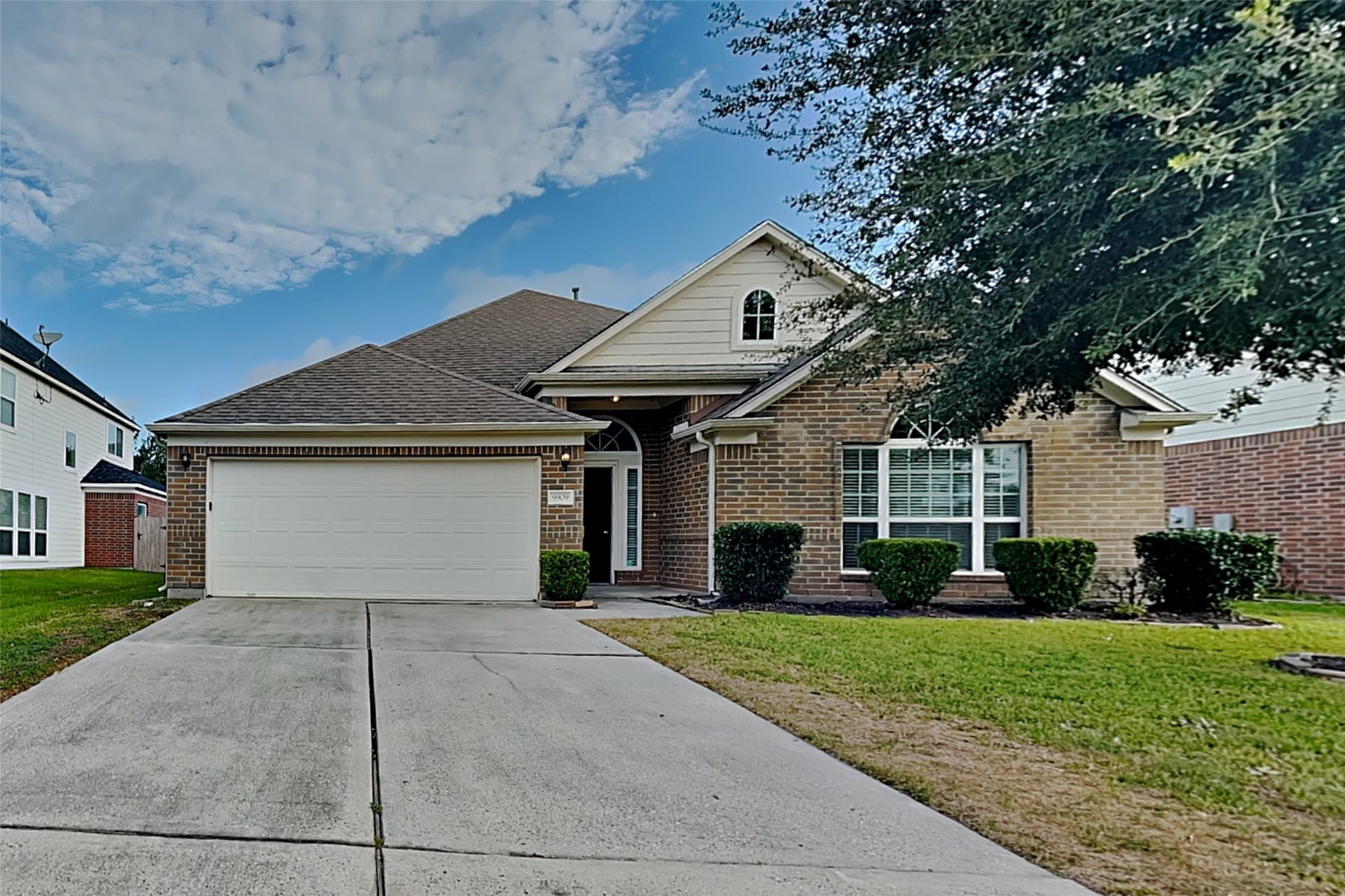 9909 Climbing Tree Street, Conroe, TX 77385 9909 Climbing Tree Street, Conroe, TX 77385