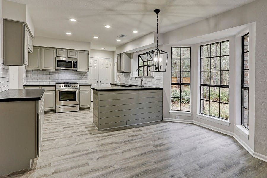 Property photo for 2 Eagle Rock Place, The Woodlands, TX