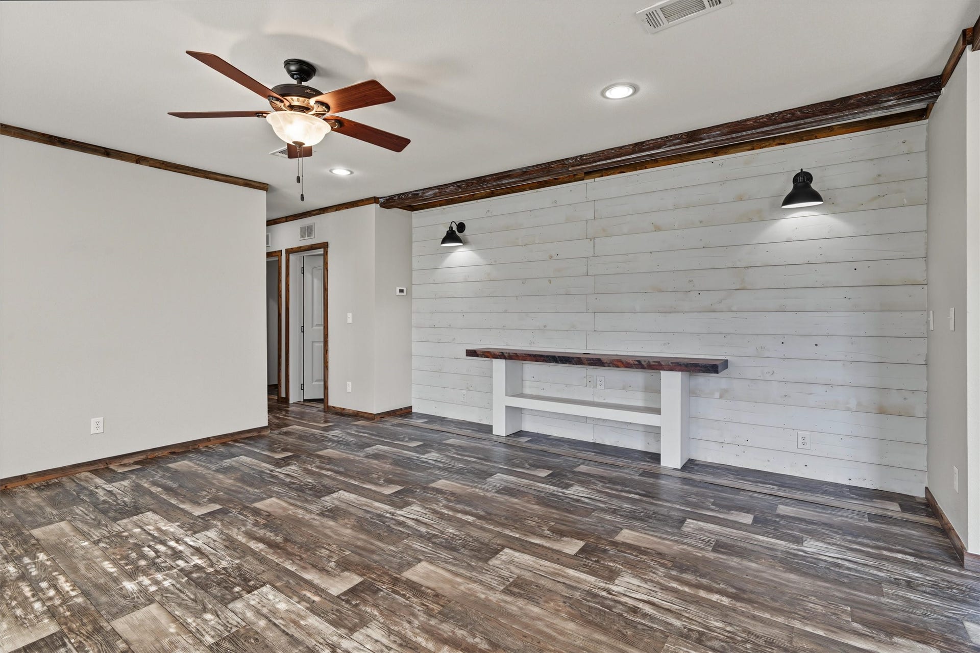 546 5th Street, Dickinson, TX 77539 Custom Living Room Accent Wall A stylish custom accent wall adds character, personality, and a beautiful focal point to the spacious living area