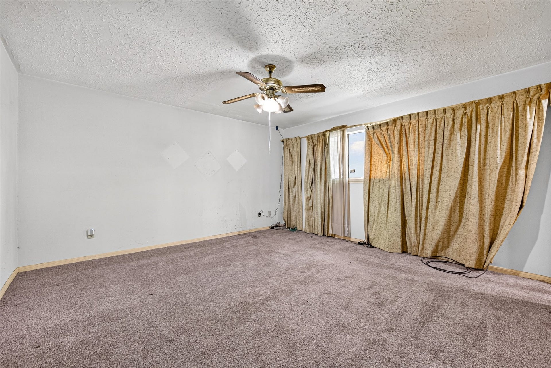 12431 Chessington Drive, Houston, TX 77031 12431 Chessington Drive, Houston, TX 77031