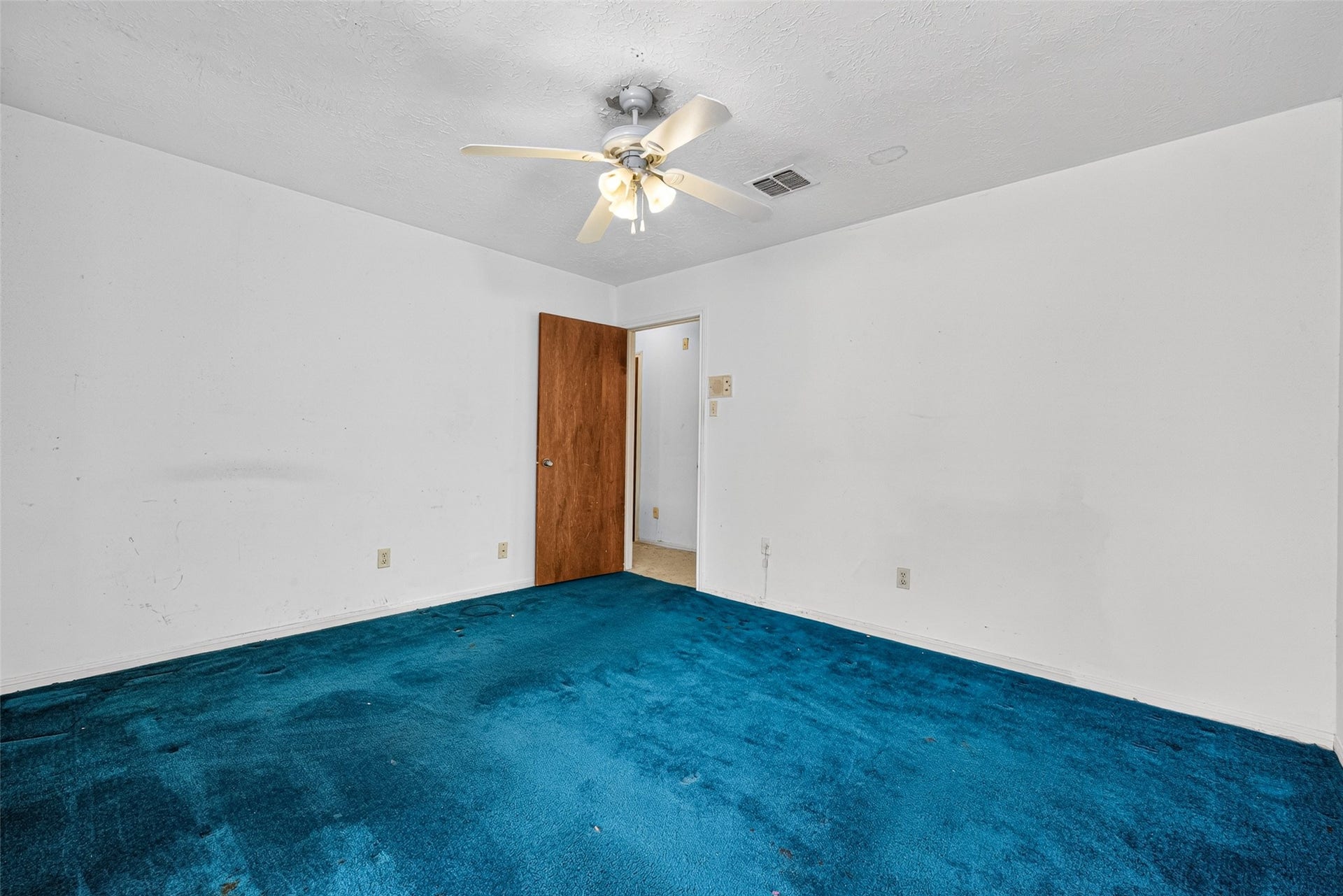 12431 Chessington Drive, Houston, TX 77031 12431 Chessington Drive, Houston, TX 77031
