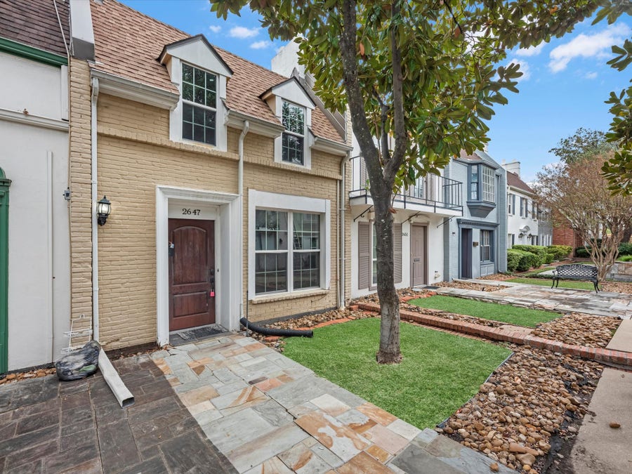 Property photo for 2647 Marilee Ln, Houston, TX