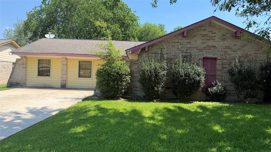 Property photo for 12307 Ryewater Drive, Houston, TX