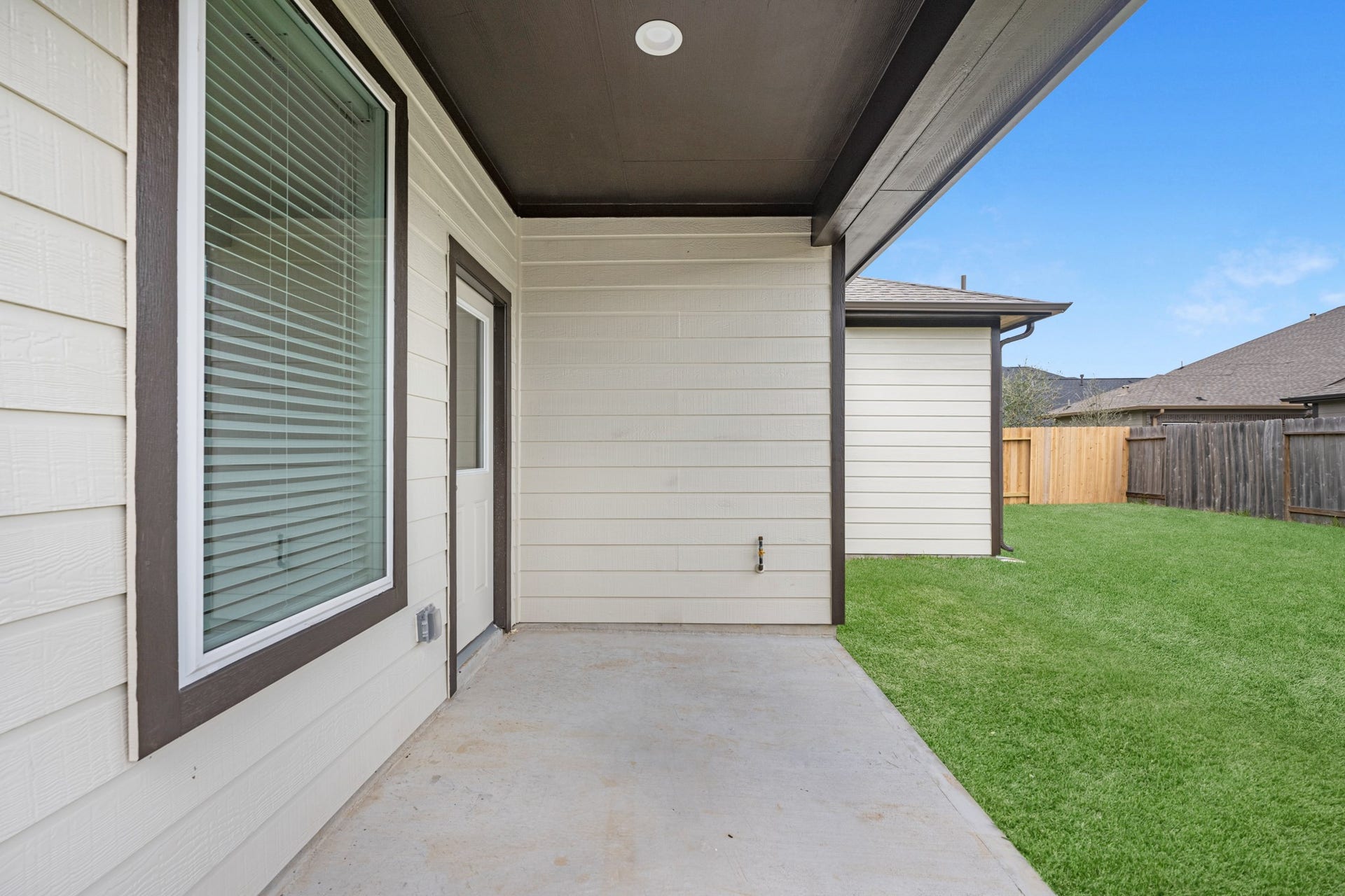 1743 Pecan Woods Lane, Conroe, TX 77301 1743 Pecan Woods Lane, Conroe, TX 77301