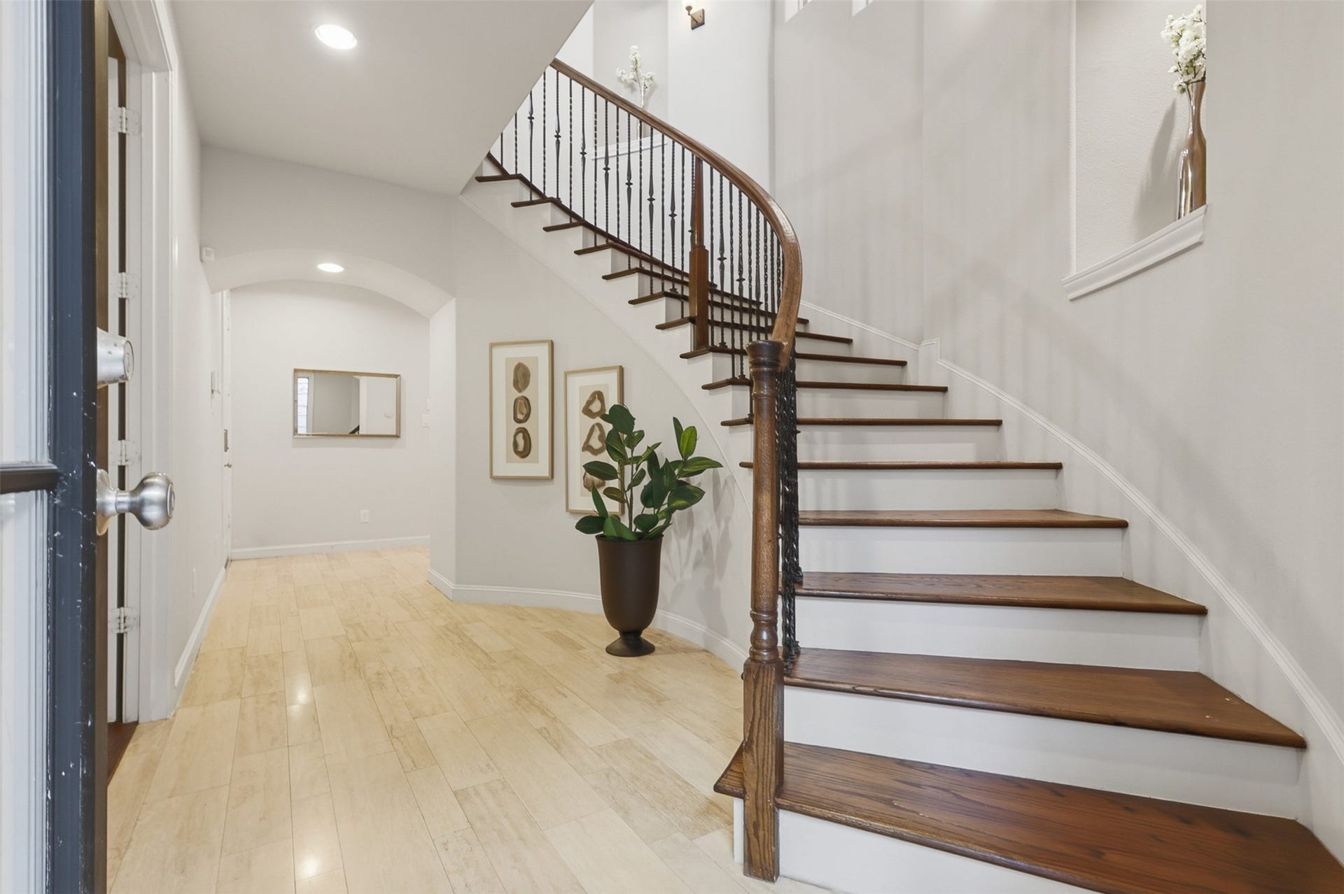 1348 W West 25th Street, Houston, TX 77008