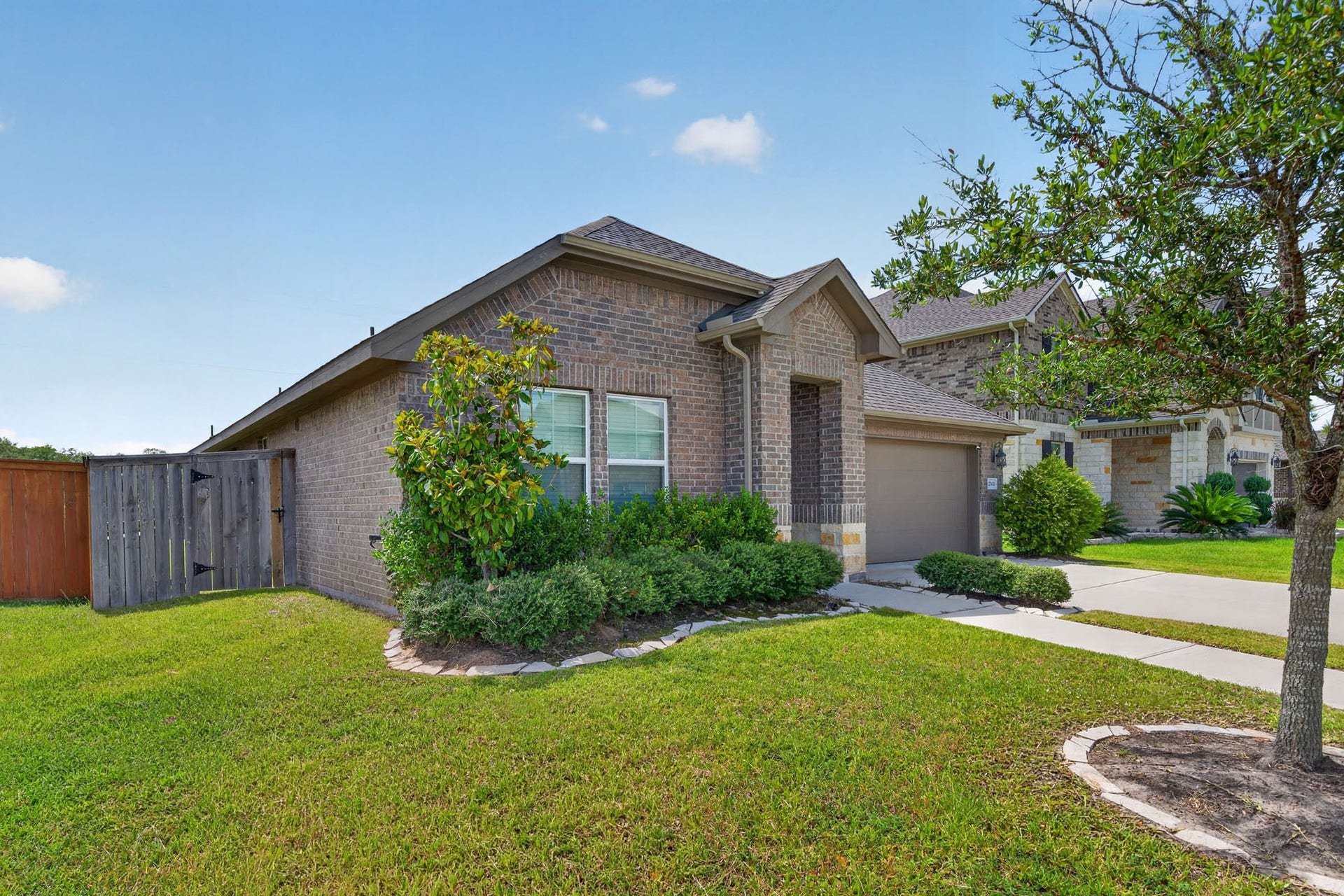 2702 Summer Indigo Trail, Pearland, TX 77089 2702 Summer Indigo Trail, Pearland, TX 77089